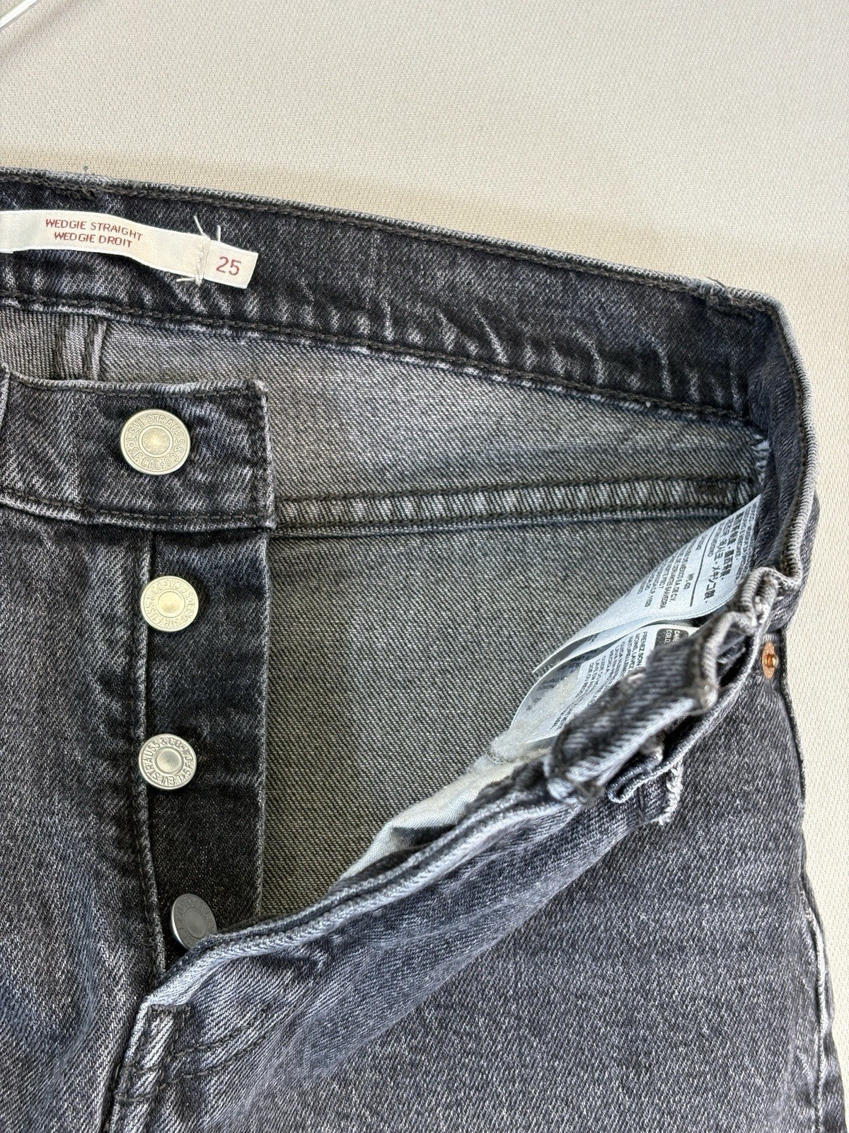 Levi’s Premium Big E Wedgie Straight Red Tab Jeans Womens 25x26 Button Fly