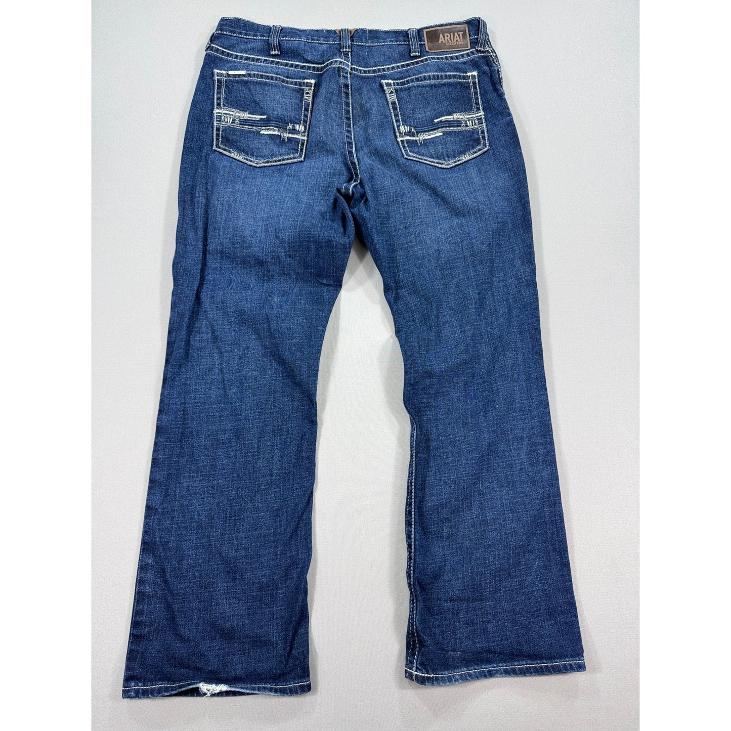 Ariat M4 Jeans Low Rise Bootcut Mens 38x32 Turnout Denim Blue Distressed Stretch