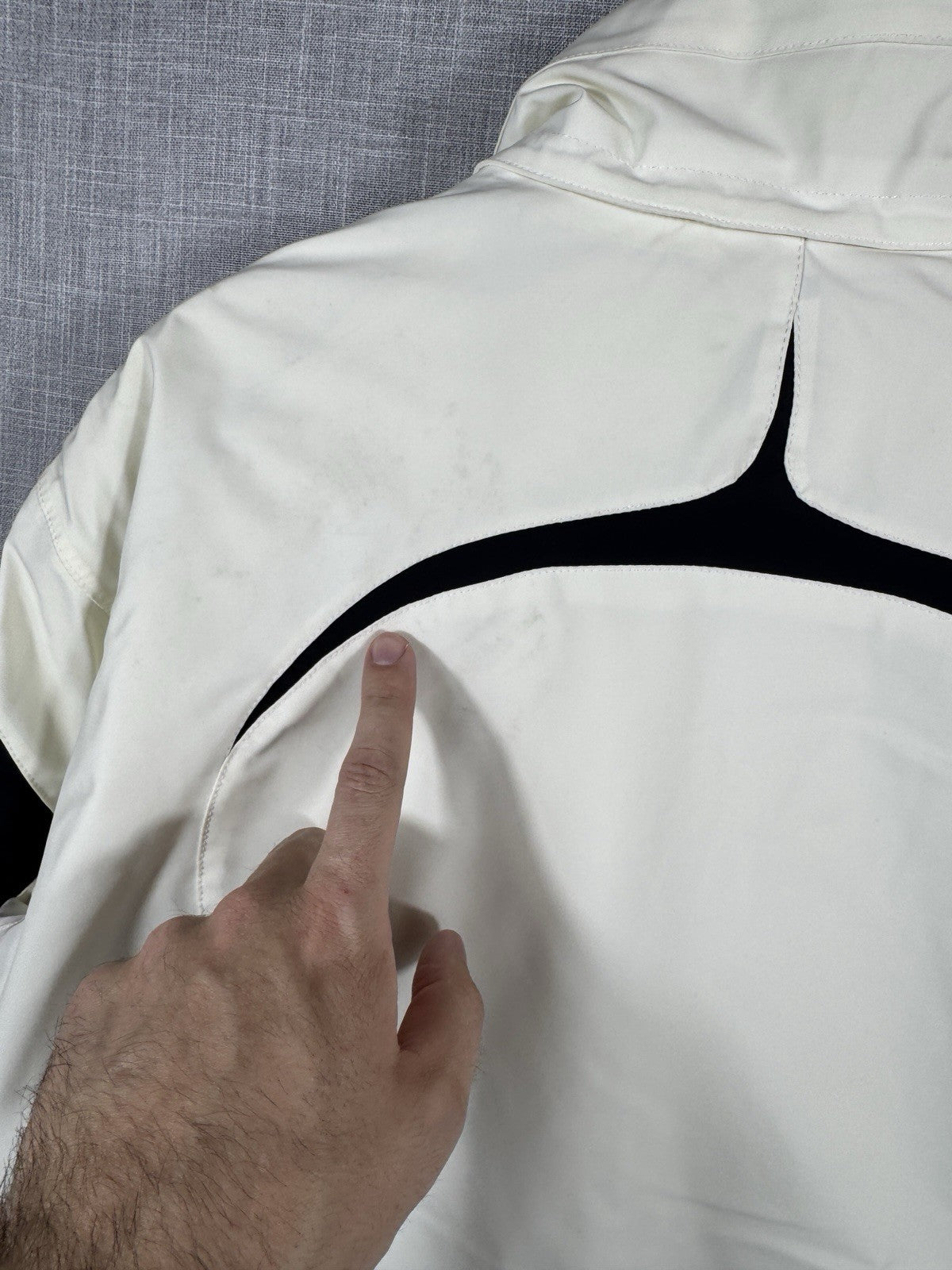 Vintage Descente Ski Snow Jacket Mens Ion Bodies Titan Thermo Airdrive White L