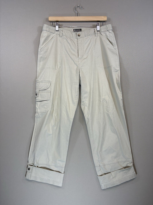 Columbia Womens Adjustable Cuffs Off White Capri Pants Cargo Pockets Size 12