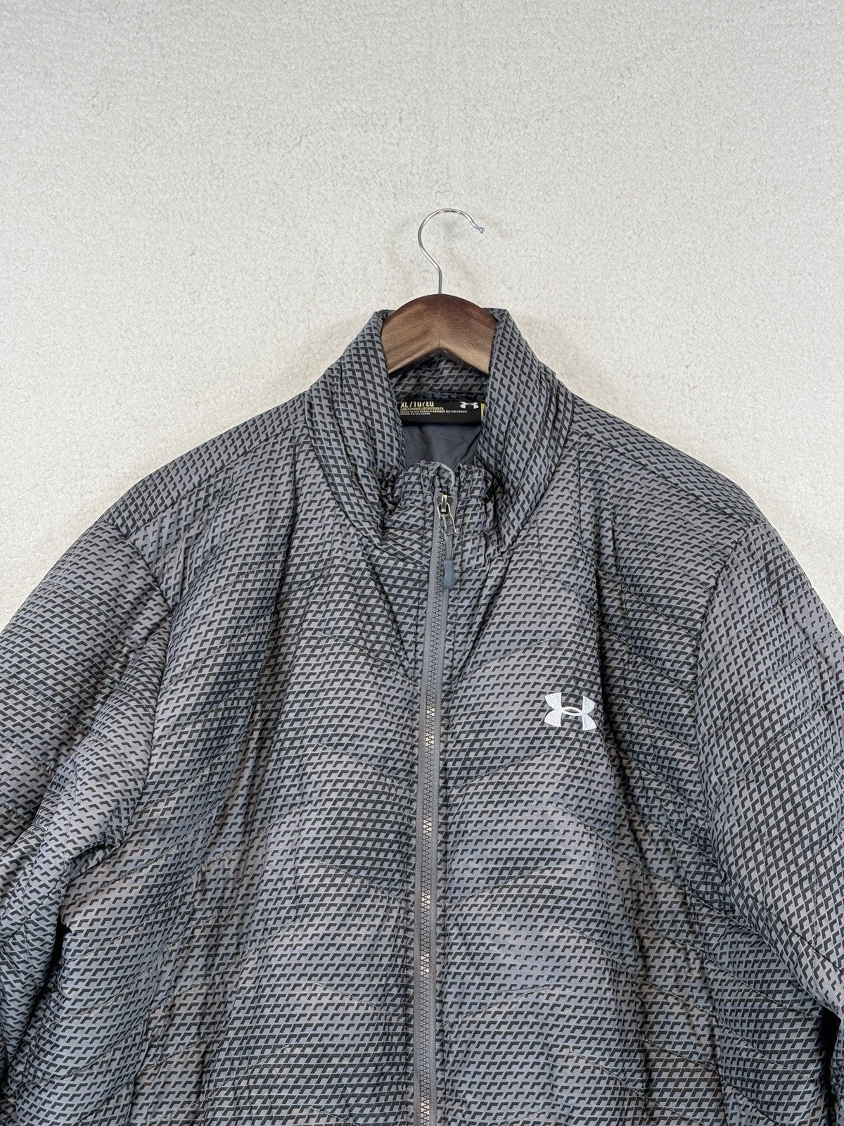 Under Armour Puffer Jacket mens XL Black ColdGear Reactor Full Zip Lightweight