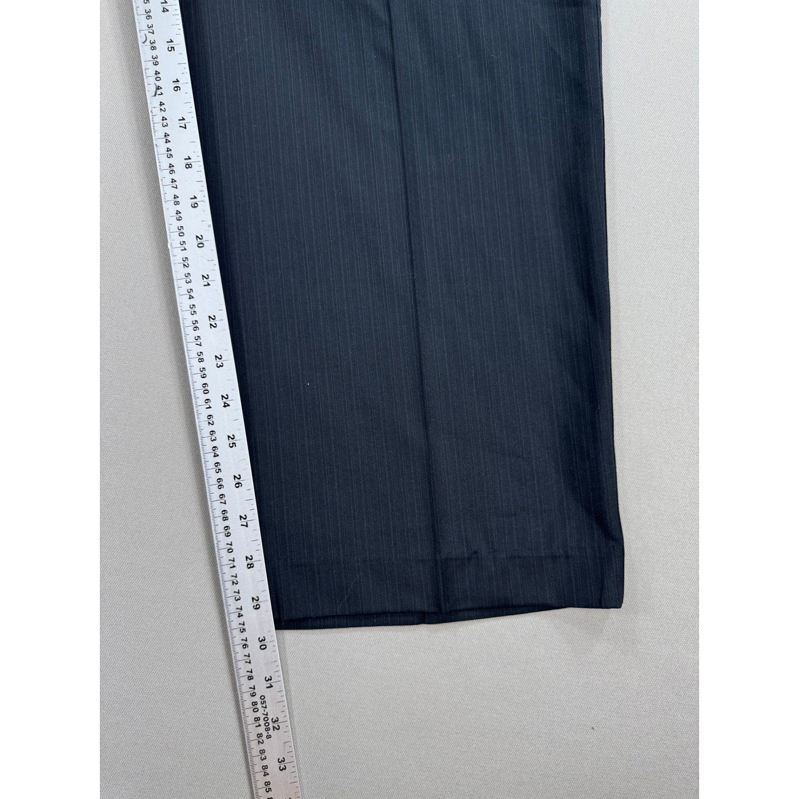 NEW Van Heusen Dress Pants mens 40x30 Gray Straight Leg Pleated Studio