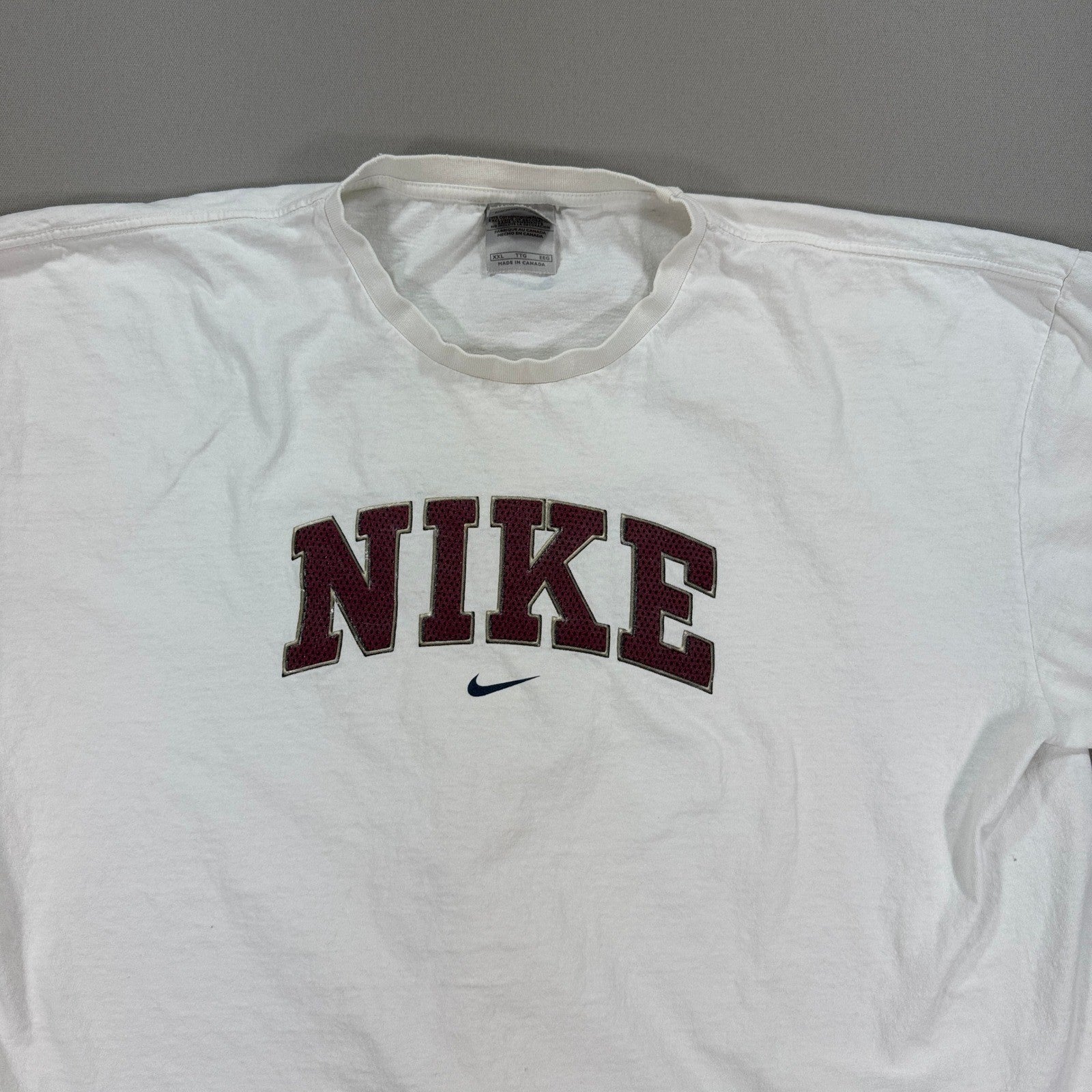 Vintage Nike Essentials T-Shirt mens 2XL White Spell Out Center Swoosh Canada