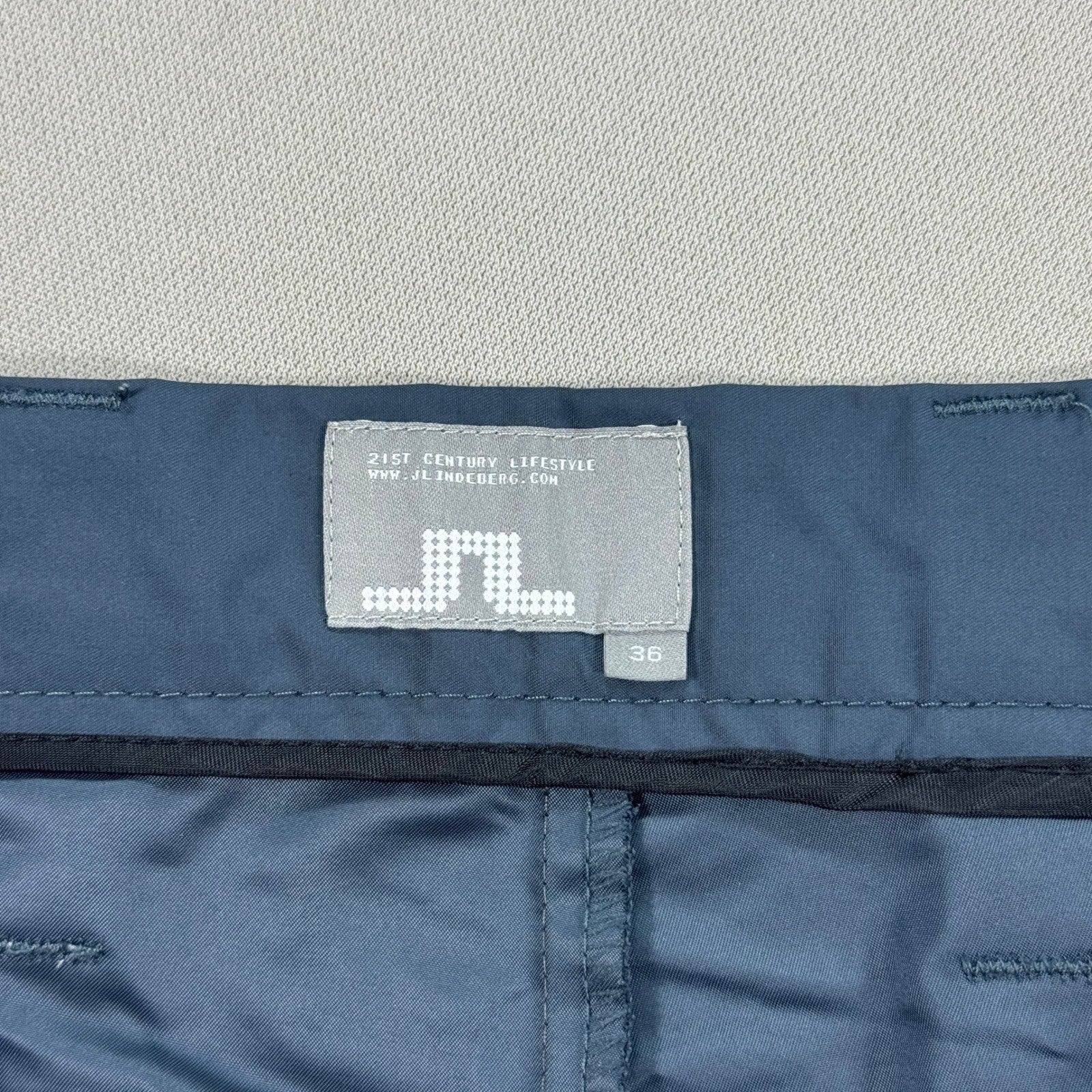 JLindeberg Golf Shorts mens 36 Blue Flat Front Performance Lightweight Pockets