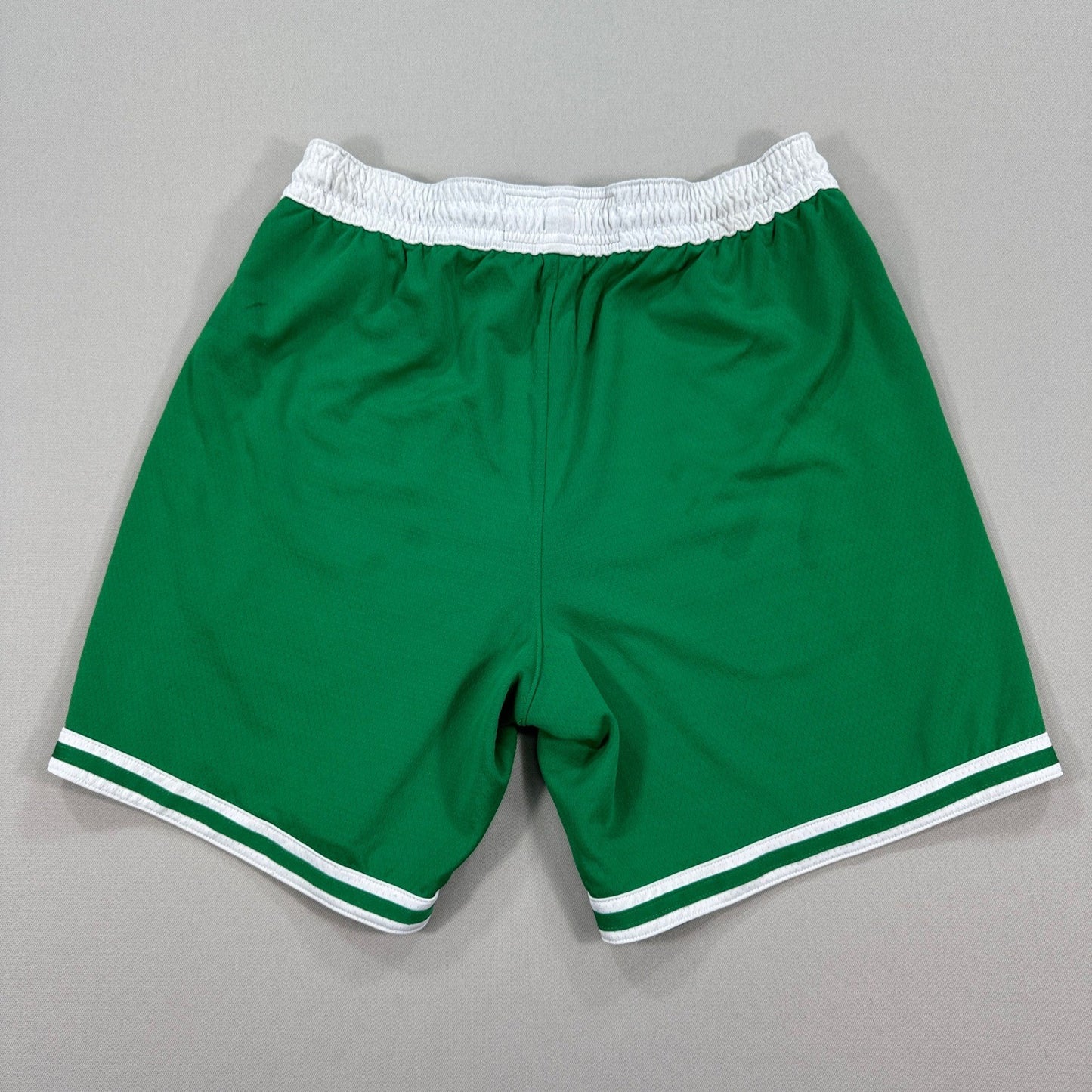 Boston Celtics Shorts Icon Edition NBA Swingman Nike Dri-Fit mens Size 38 Green
