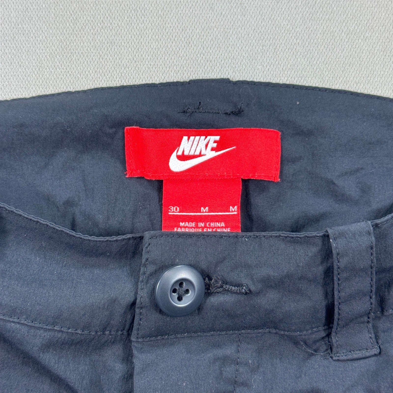 Nike Sportswear Shorts Tech Bonded Woven mens Medium Navy Blue Zipped Pockets