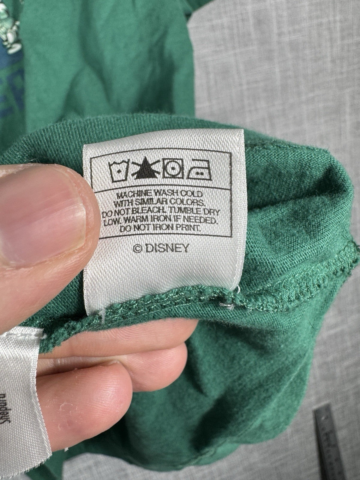 Tigger - "Safari Tigger" - Green Disney Shirt - "Animal Kingdom" Hong Kong Large