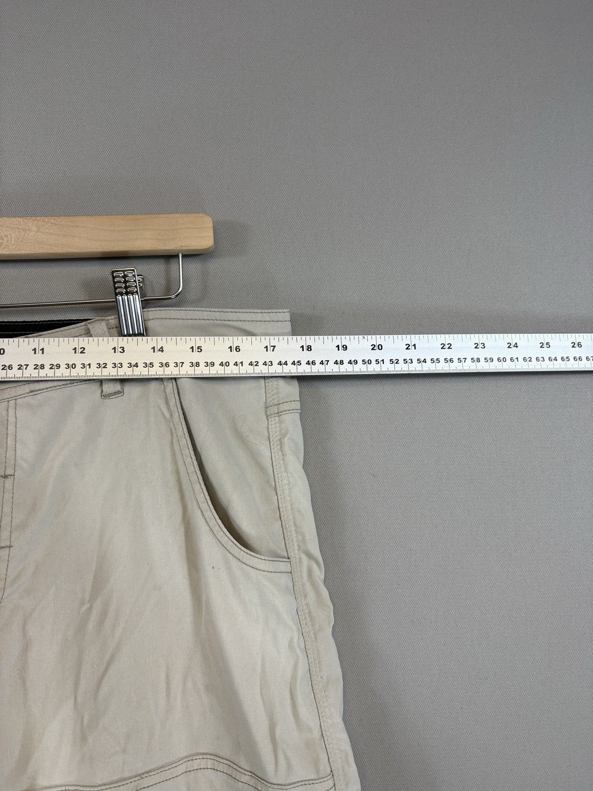 Prana Convertible Cargo Beige Pants mens Large 30L Stretch Outdoor Hiking Zip