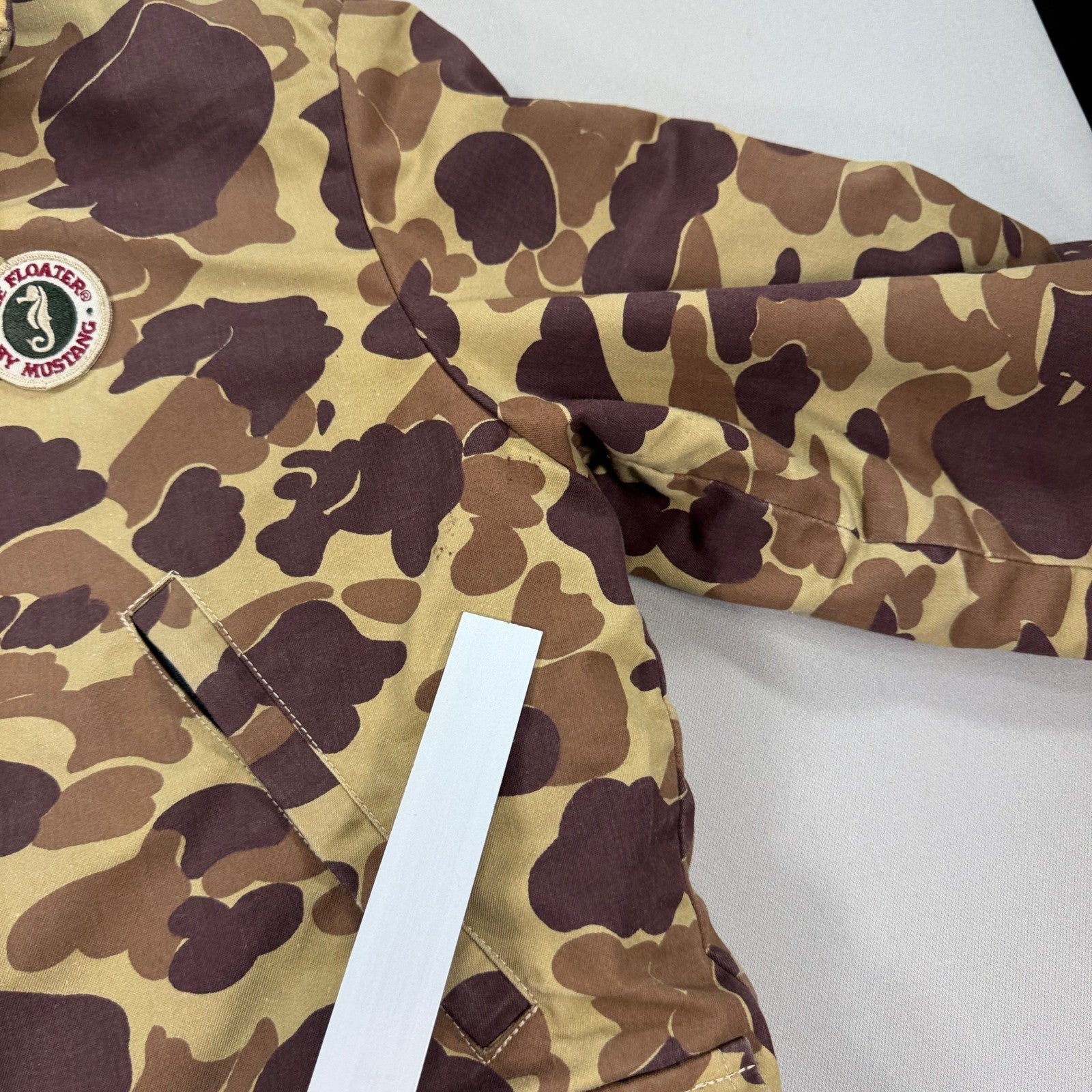 Vintage Mustang Buoyant Jacket Outerwear mens XL Camo Tan Floater Coat Hunting