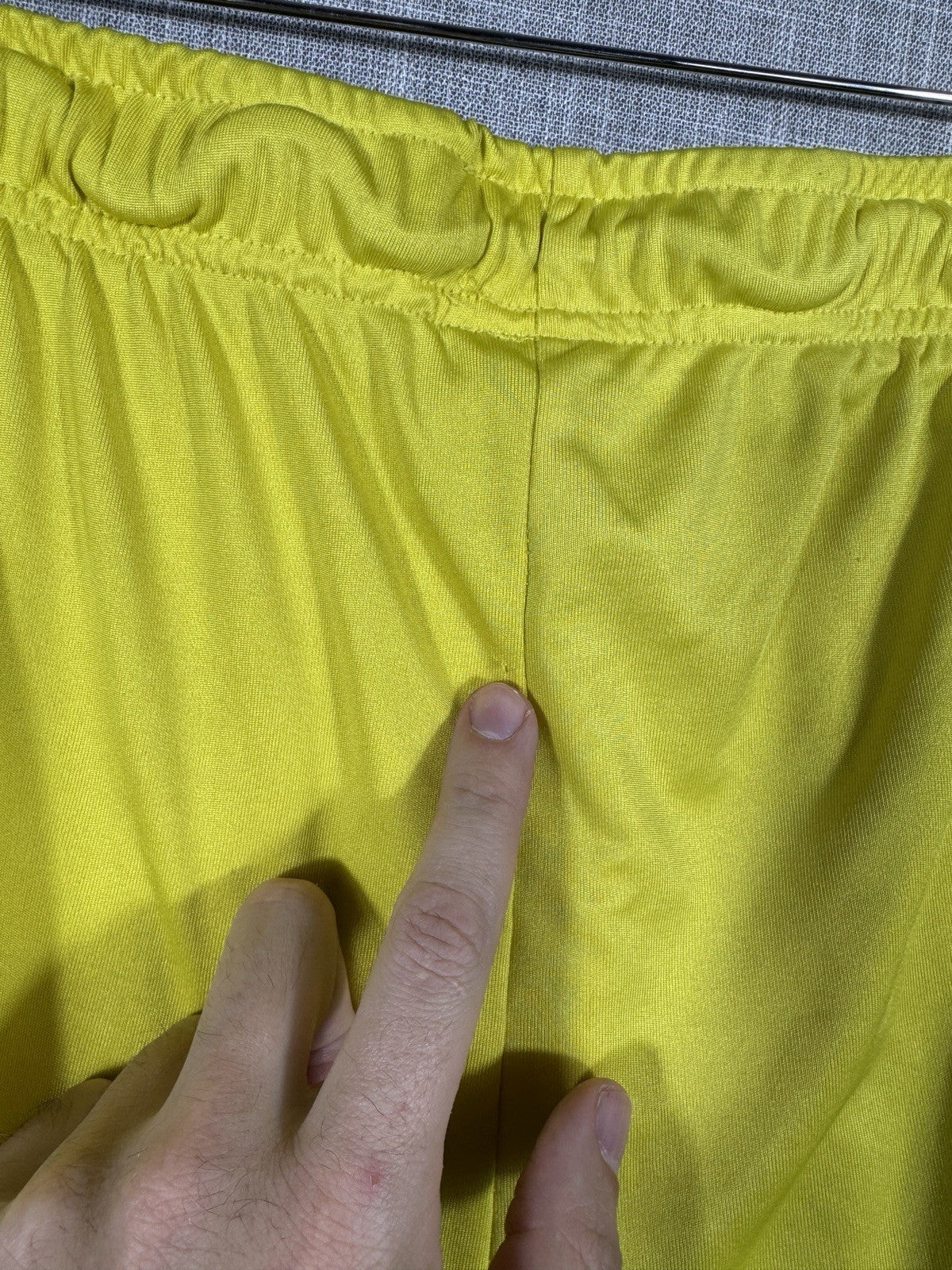 NBA Los Angeles Lakers Basketball Yellow Shorts Mens 2XL