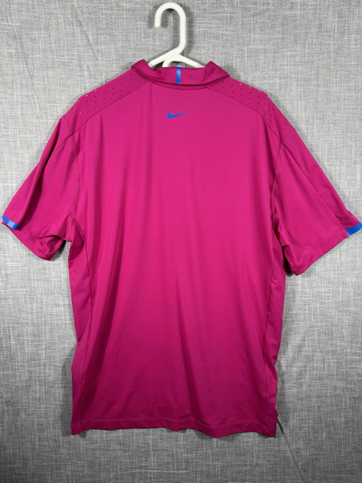 Nike Golf Polo mens Size XL Pink Short Sleeve Dri Standard fit