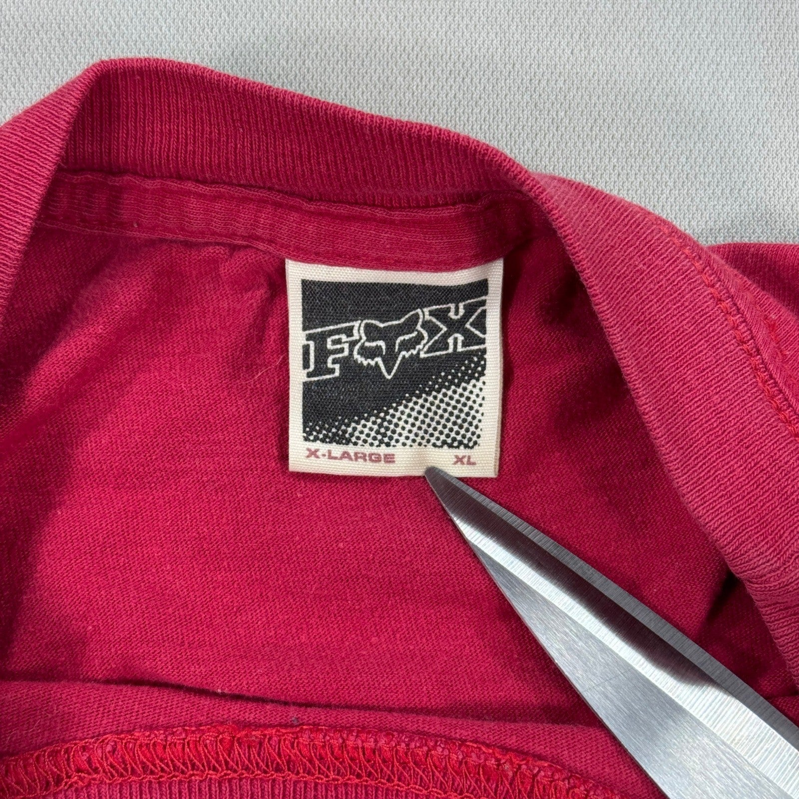 Vintage FOX Racing Graphic T-Shirt Skull Flames mens XL Red Short Sleeve Y2K