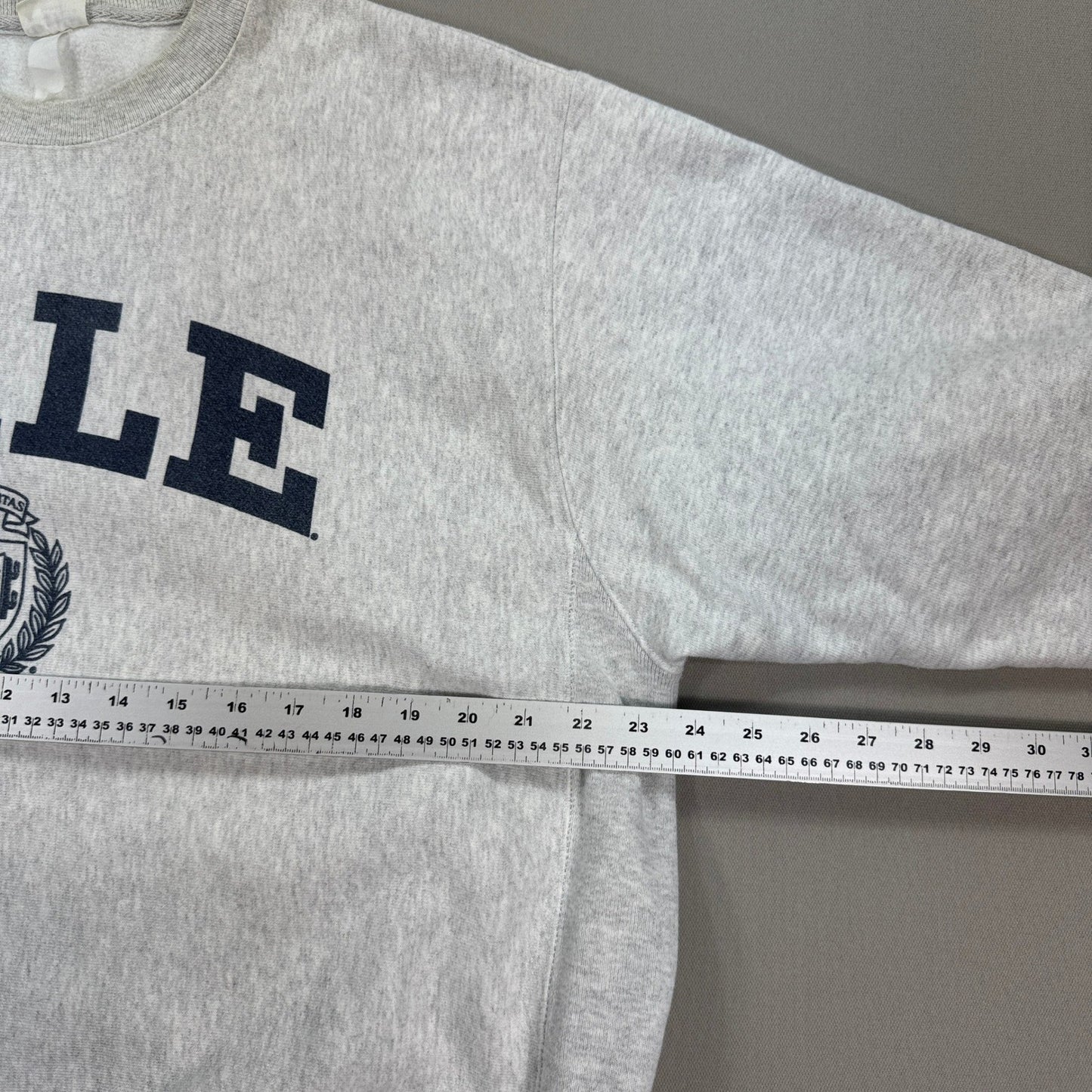 Vintage 90s Champion Sweater Reverse Weave Yale University Crewneck mens Large