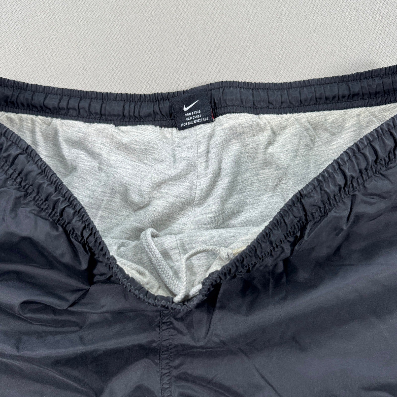 VTG Nike Track Pants Men's Large Black Zip Ankle Pockets Drawstring Windbreaker