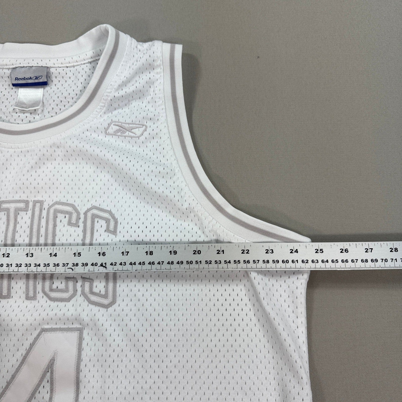 Vintage Paul Pierce NBA Boston Celtics #34 Reebok Jersey XL Off White