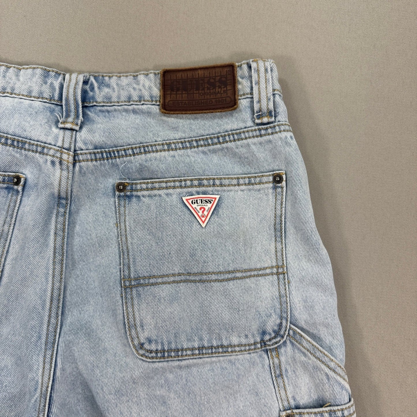 Guess Originals Carpenter Jean Shorts mens Sz 29 Denim Raw Hem Light Wash Baggy