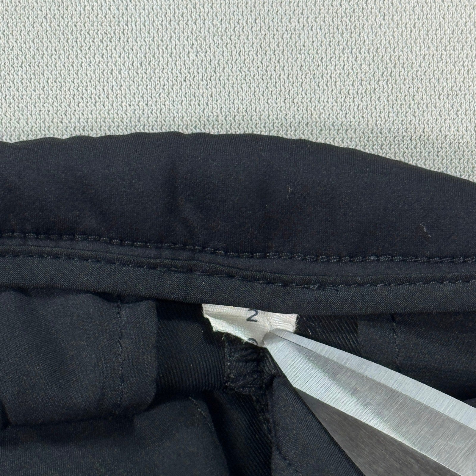 Lululemon Commission Slim Fit Dress Pants Womens Size 2 Black Stretch Pockets