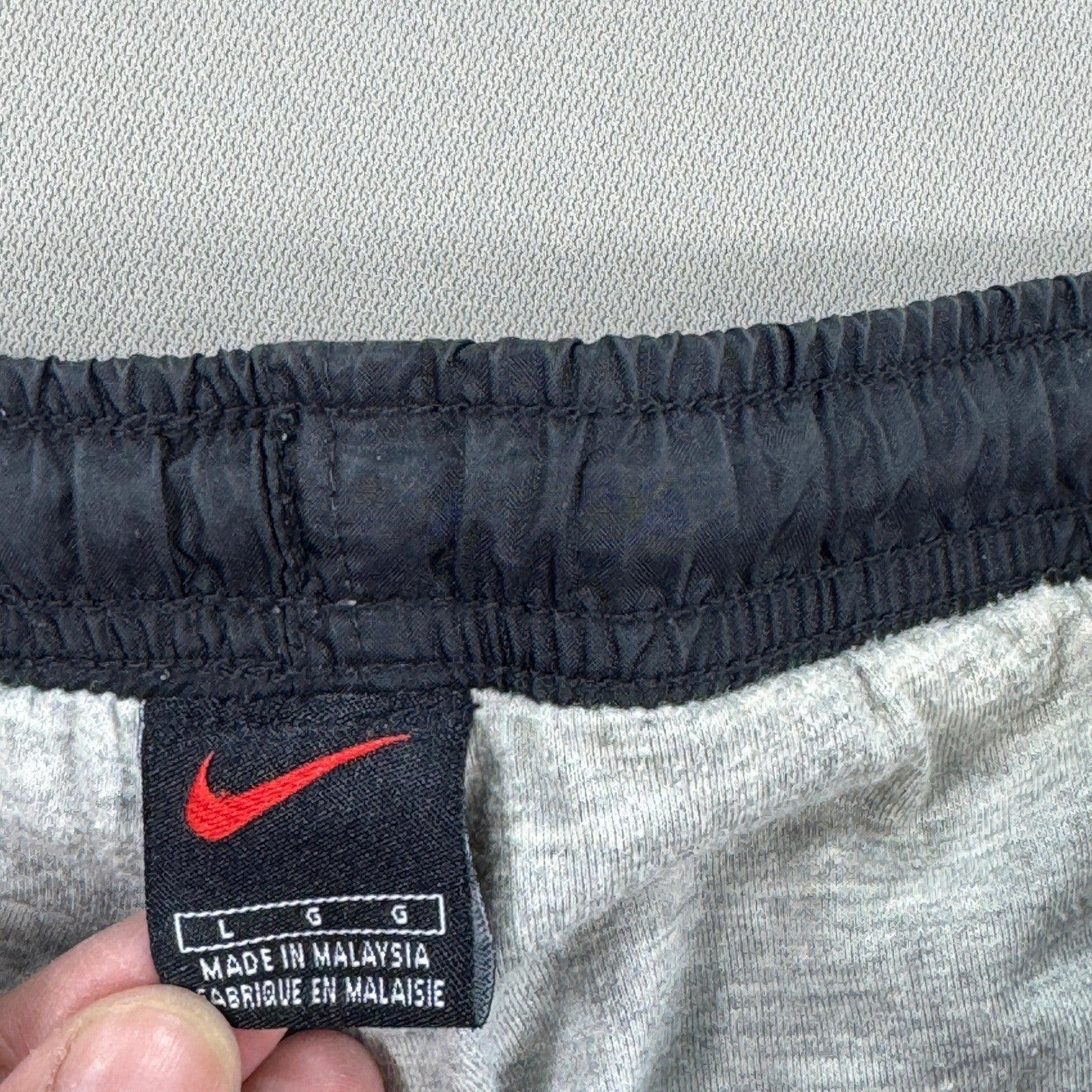 VTG Nike Track Pants Men's Large Black Zip Ankle Pockets Drawstring Windbreaker