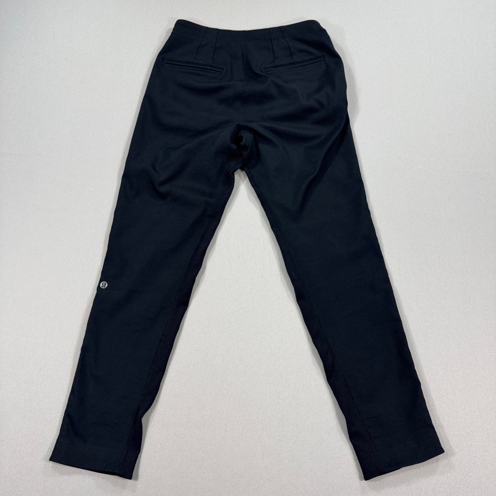 Lululemon Commission Slim Fit Dress Pants Womens Size 2 Black Stretch Pockets