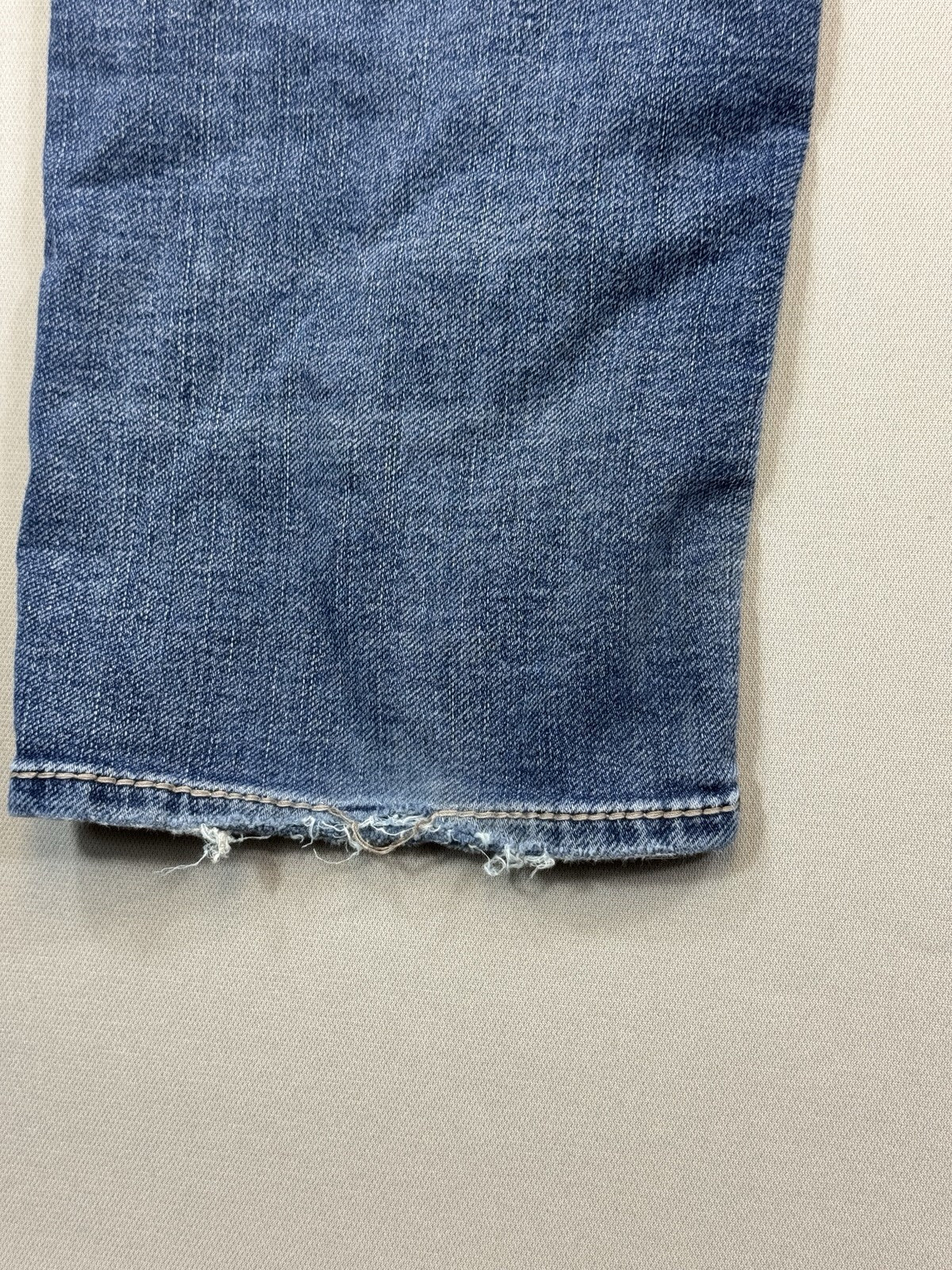 Silver Jeans Grayson Classic Fit Straight Leg mens 34x34 Blue Denim Mid Stretch