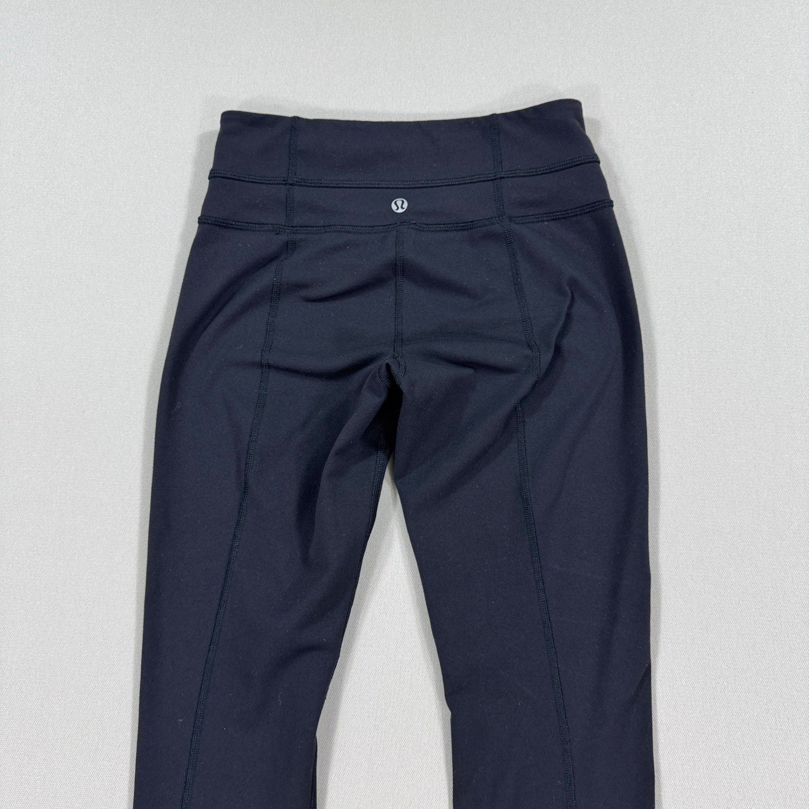 Lululemon High Rise Yoga Pants Athletic Leggings Womens Size 2 Black Activewear