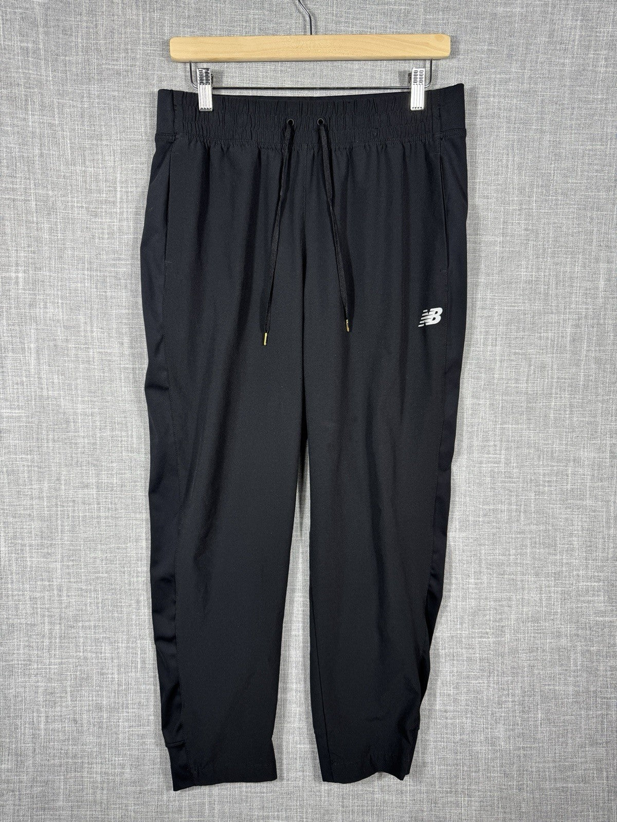 New Balance Mens Black NB Dry Tracksuit Track Pants Joggers Medium