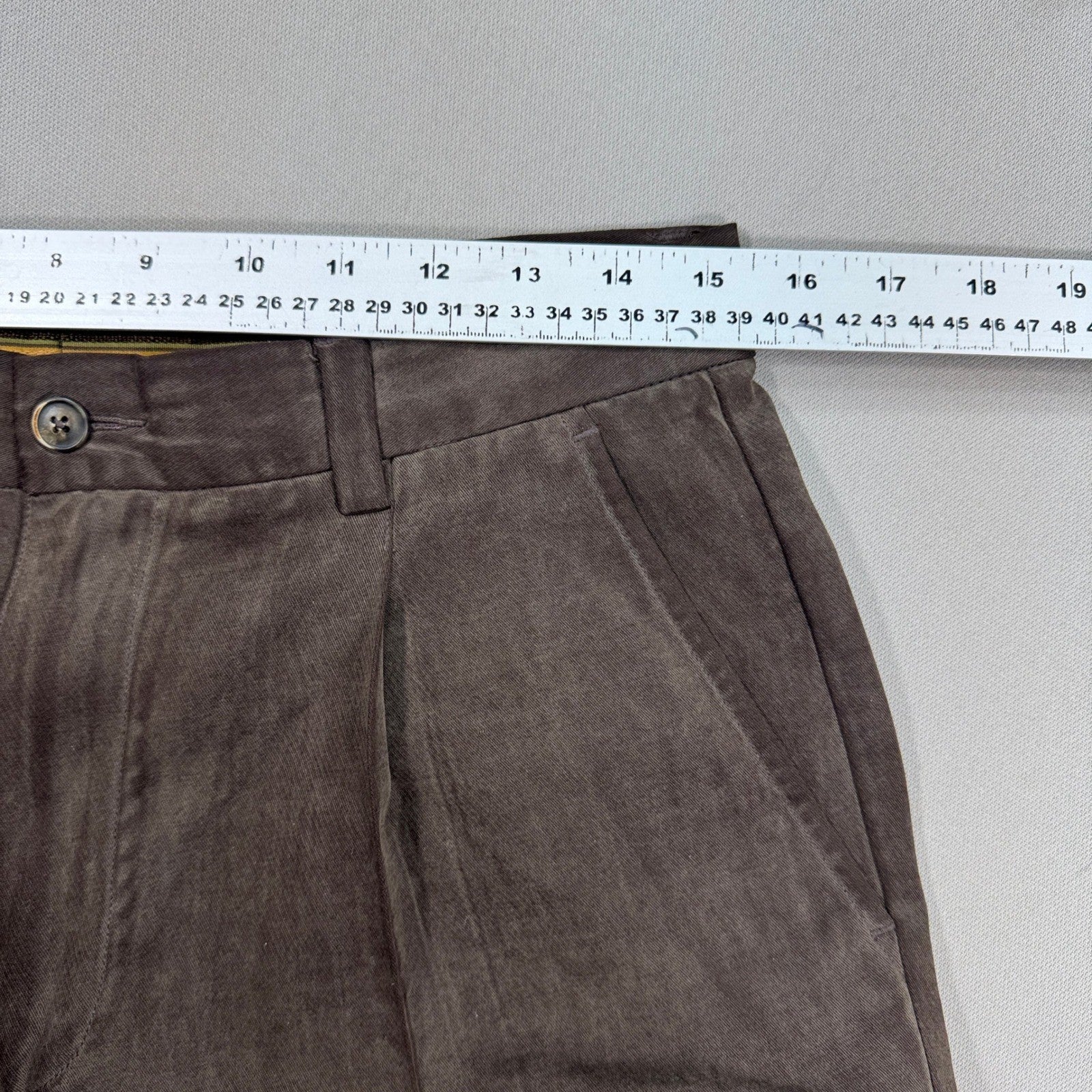 Vintage Tommy Bahama Dress Pants mens 30x34 Brown 100% Silk Pleated Front