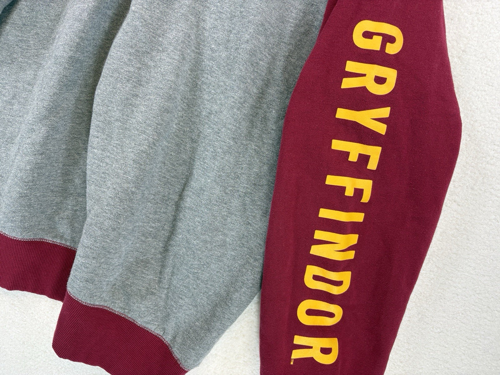 Wizarding World Of Harry Potter Gryffindor Mens 2XL Sweatshirt Universal Studios