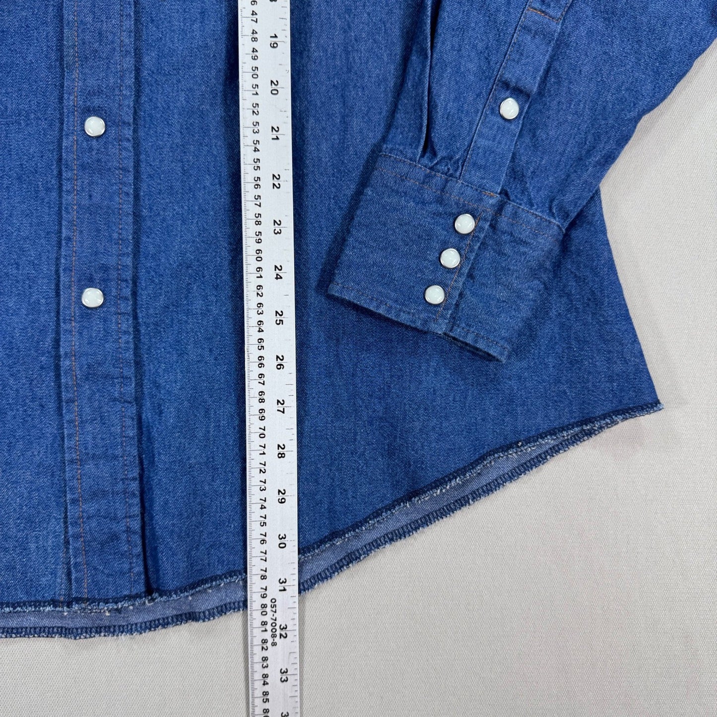 Vintage Wrangler Denim Shirt mens 18x36 Blue Long Sleeve Pearl Snap Western Y2K