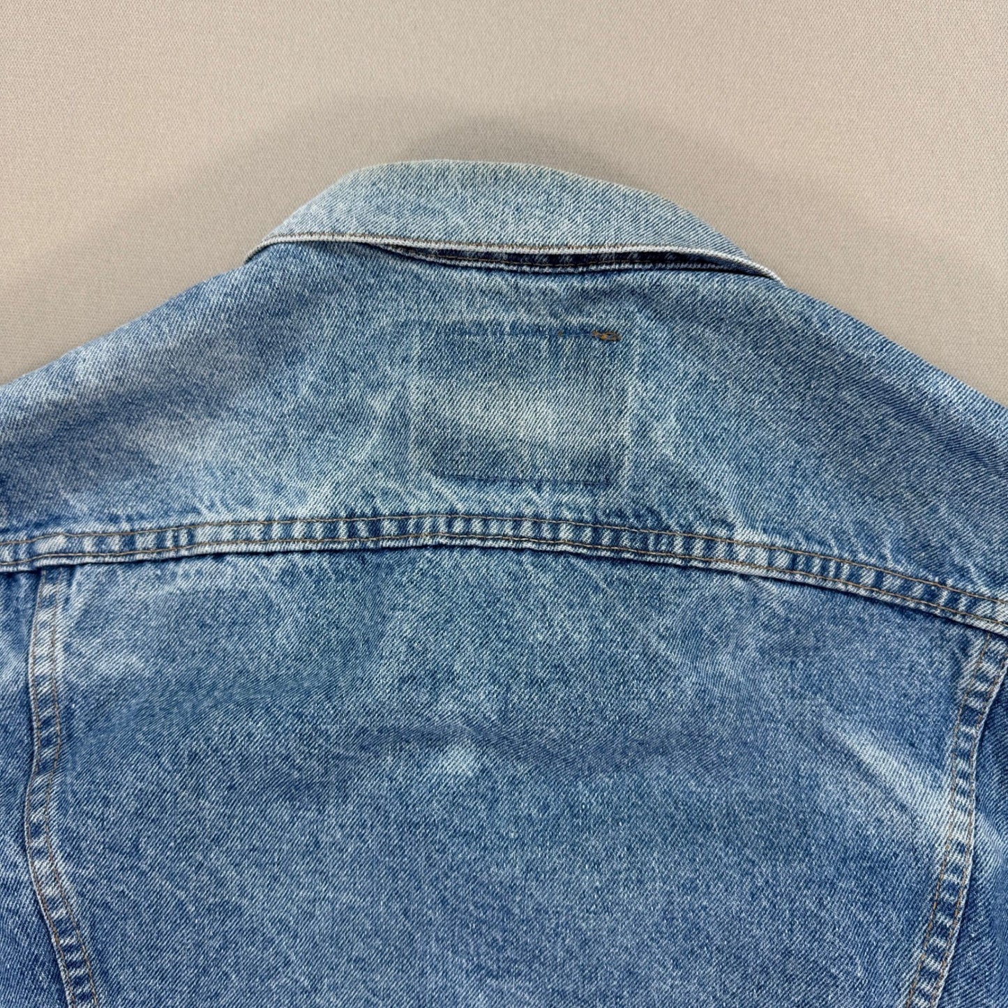 Vintage Levi's 75505-0212 Denim Jacket mens Sz 40 Blue Orange Tab Canada Made