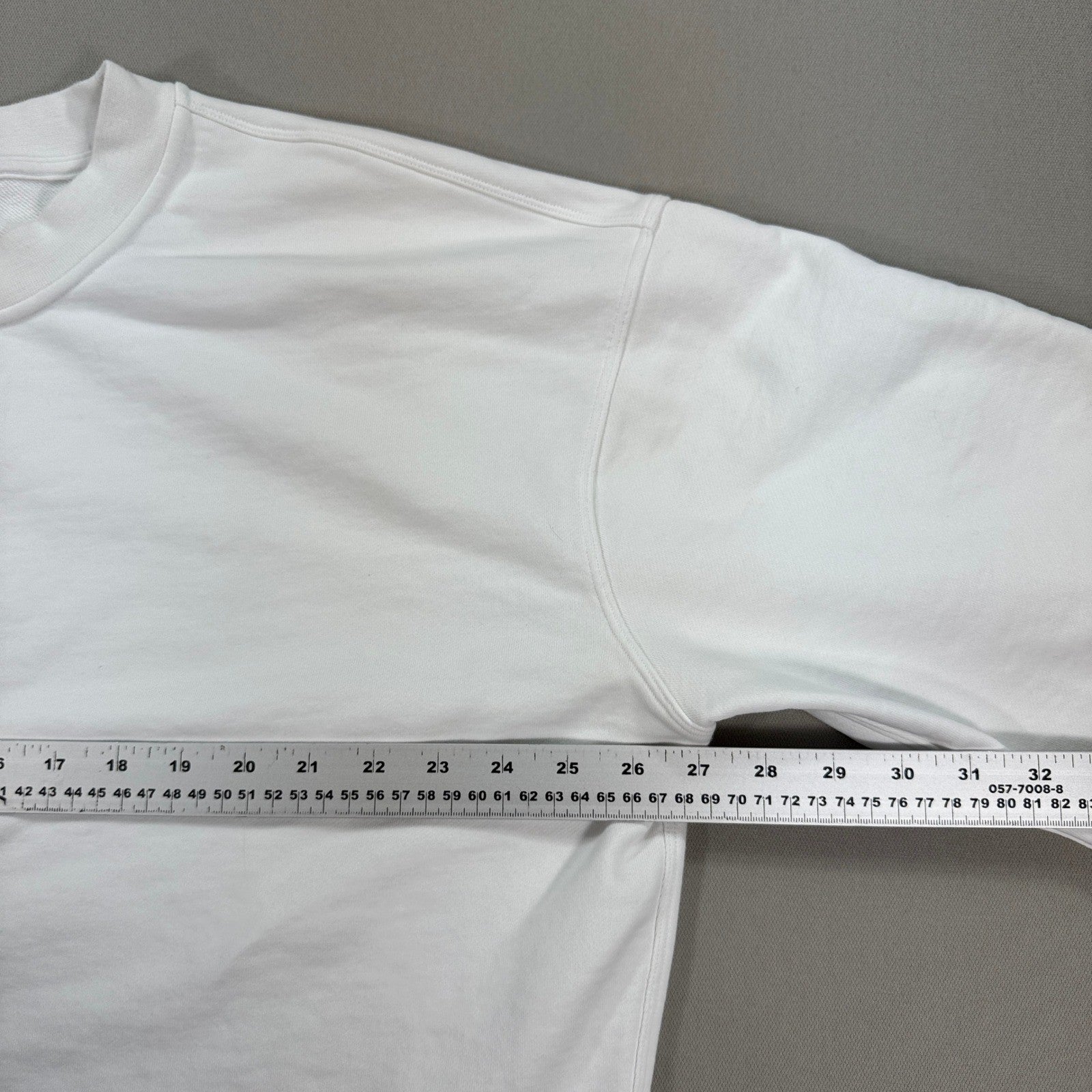 Lululemon All Yours Sweater Womens Size 12 White Fleece Long Sleeve Crewneck