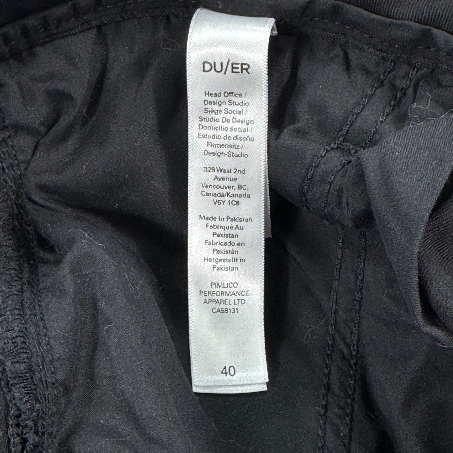 DU/ER Cargo Shorts Live Free Adventure mens Size 40 Black