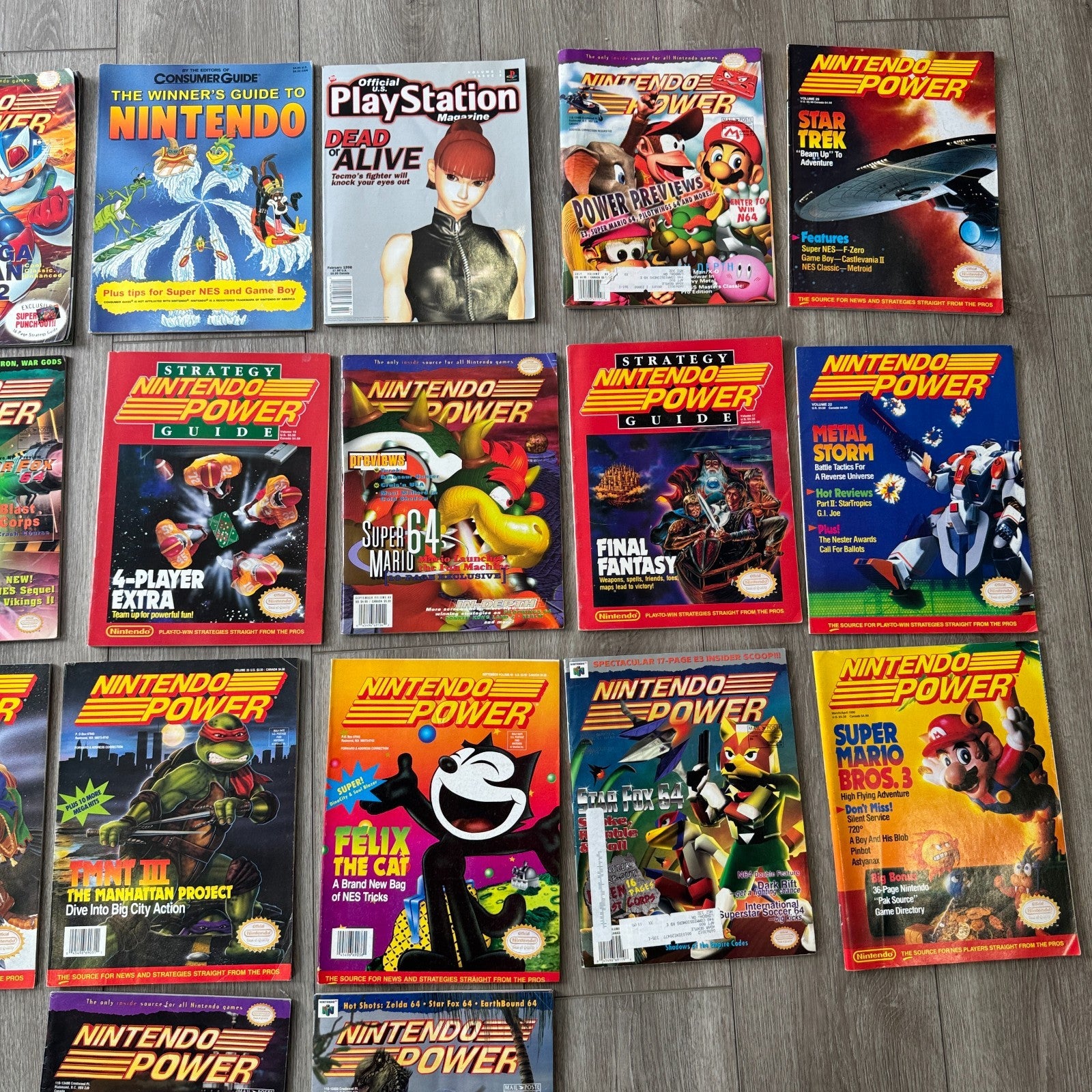 Lot of 18 Nintendo power Magazines & 1 Playstation Magazine Read Description