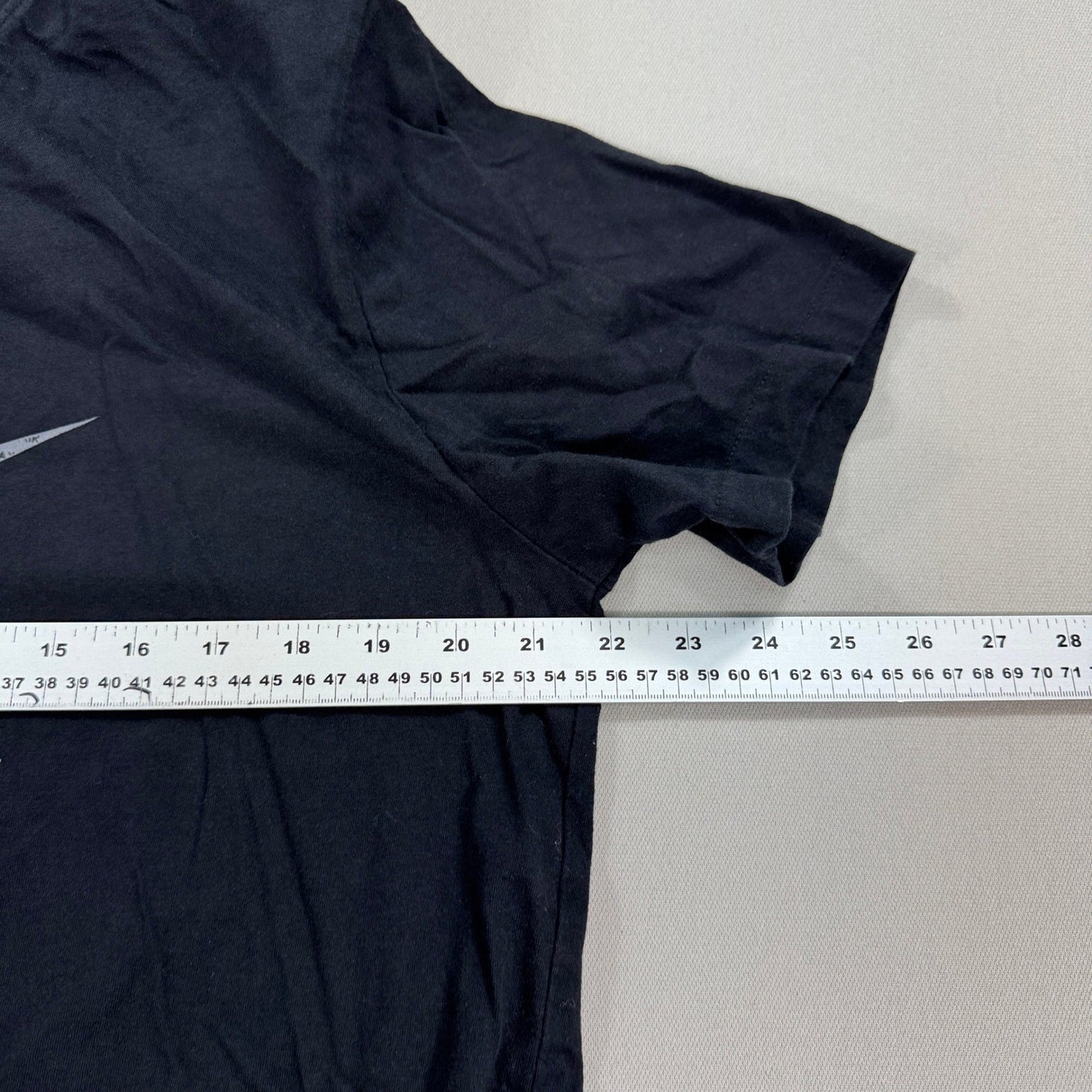 Nike Air Max Graphic Print T-Shirt mens XL Black Short Sleeve Casual Crew Neck