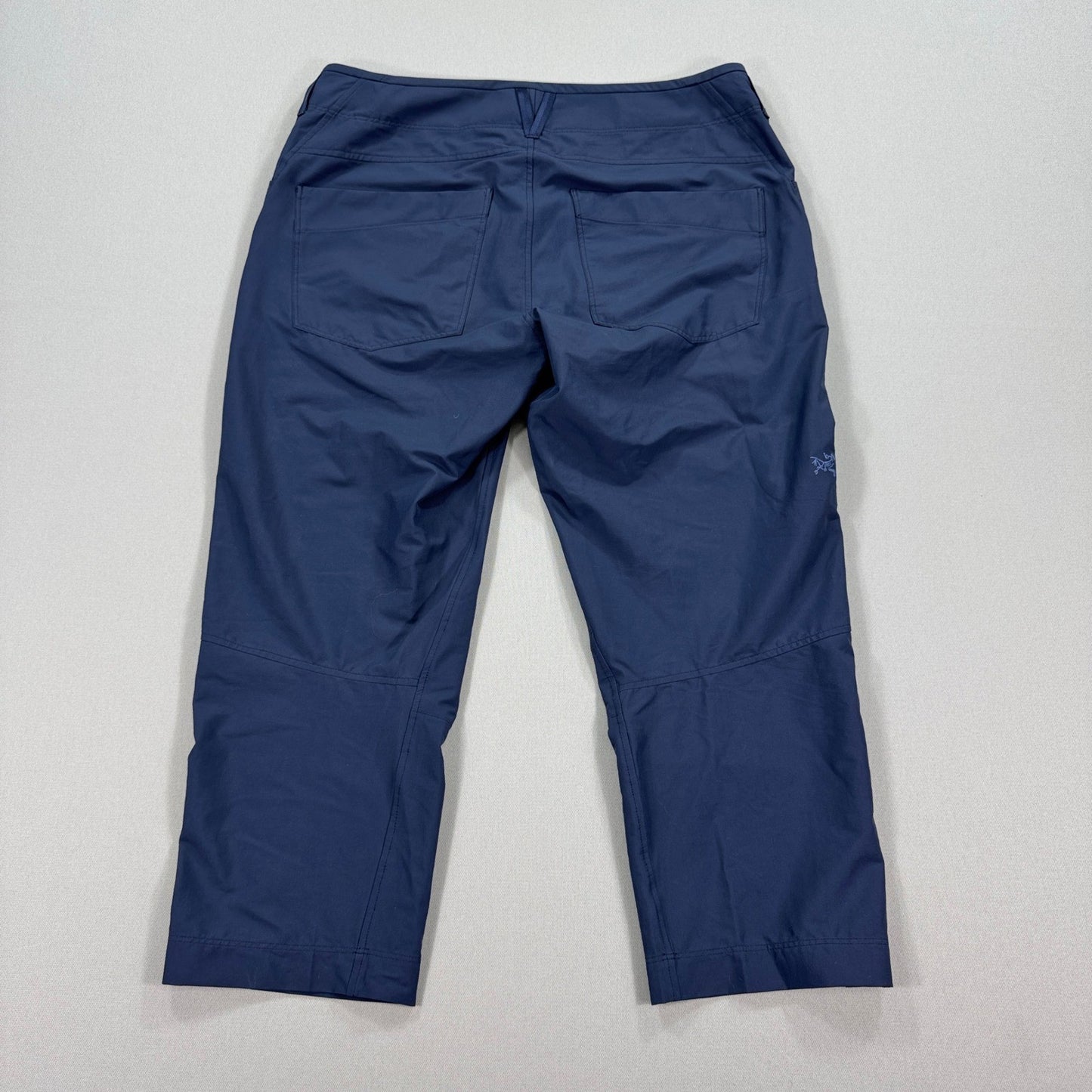 Arc'teryx Gamma Capri Pants Womens Size 8 Navy Blue Lightweight Straight Leg