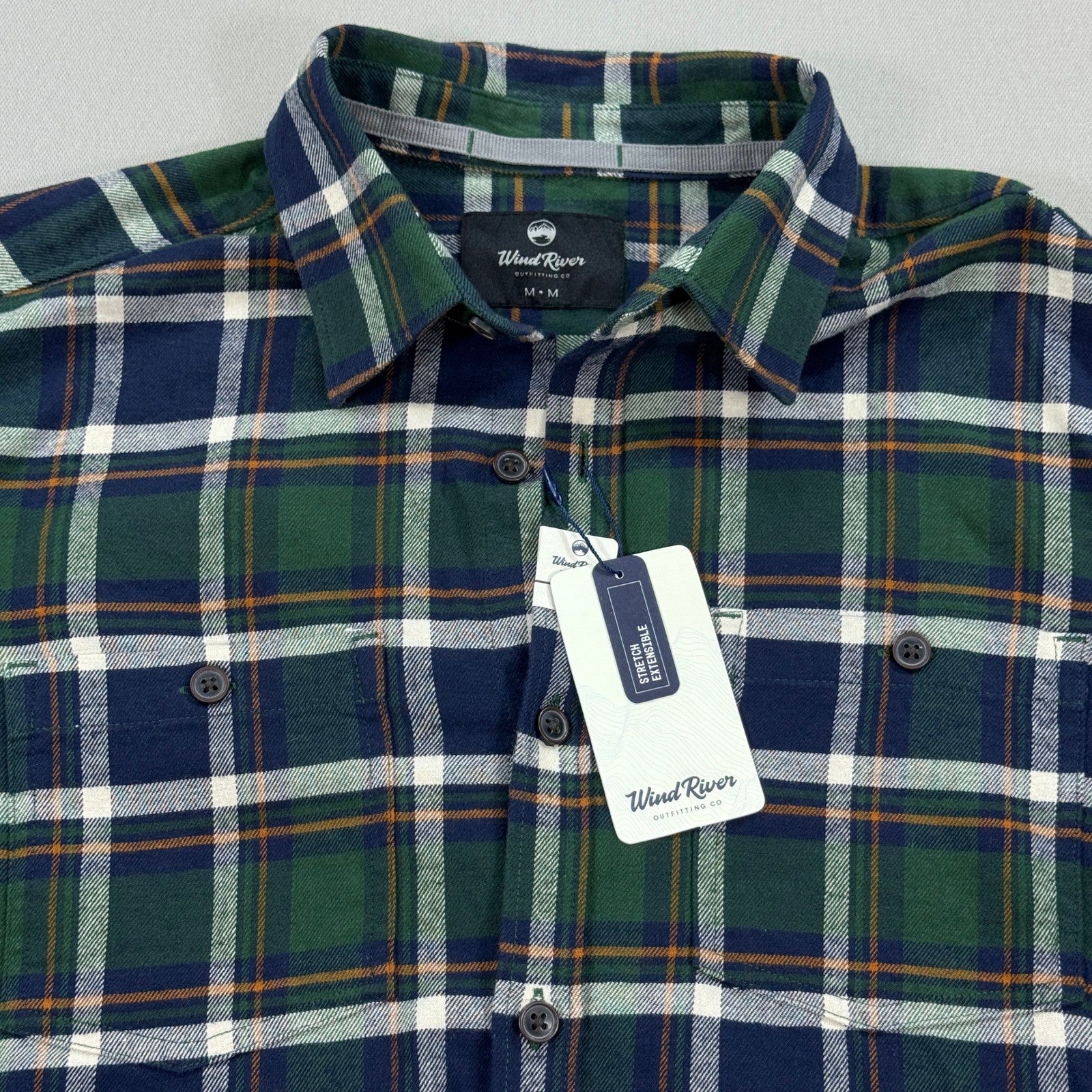 NWT Wind River Outfitters Mens Medium Flannel Shirt Plaid Button Down Green Blue