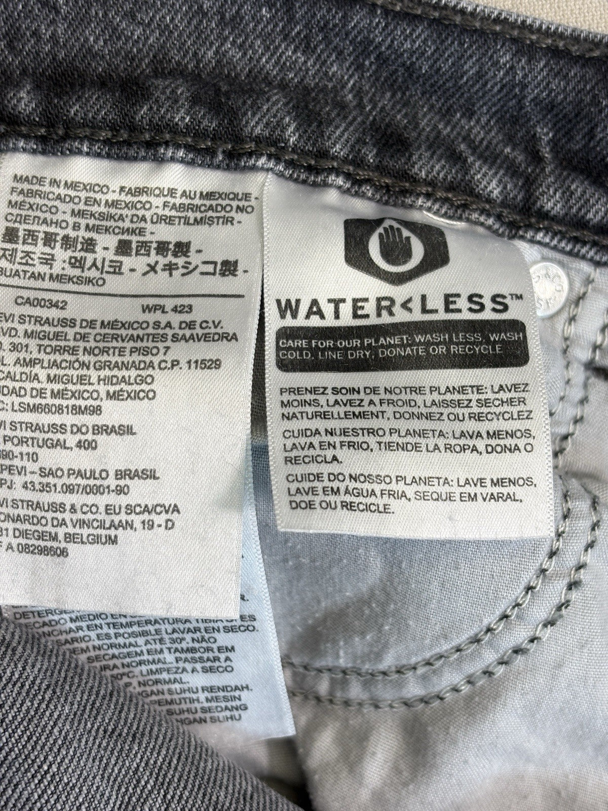 Levi’s Premium Big E Wedgie Straight Red Tab Jeans Womens 25x26 Button Fly