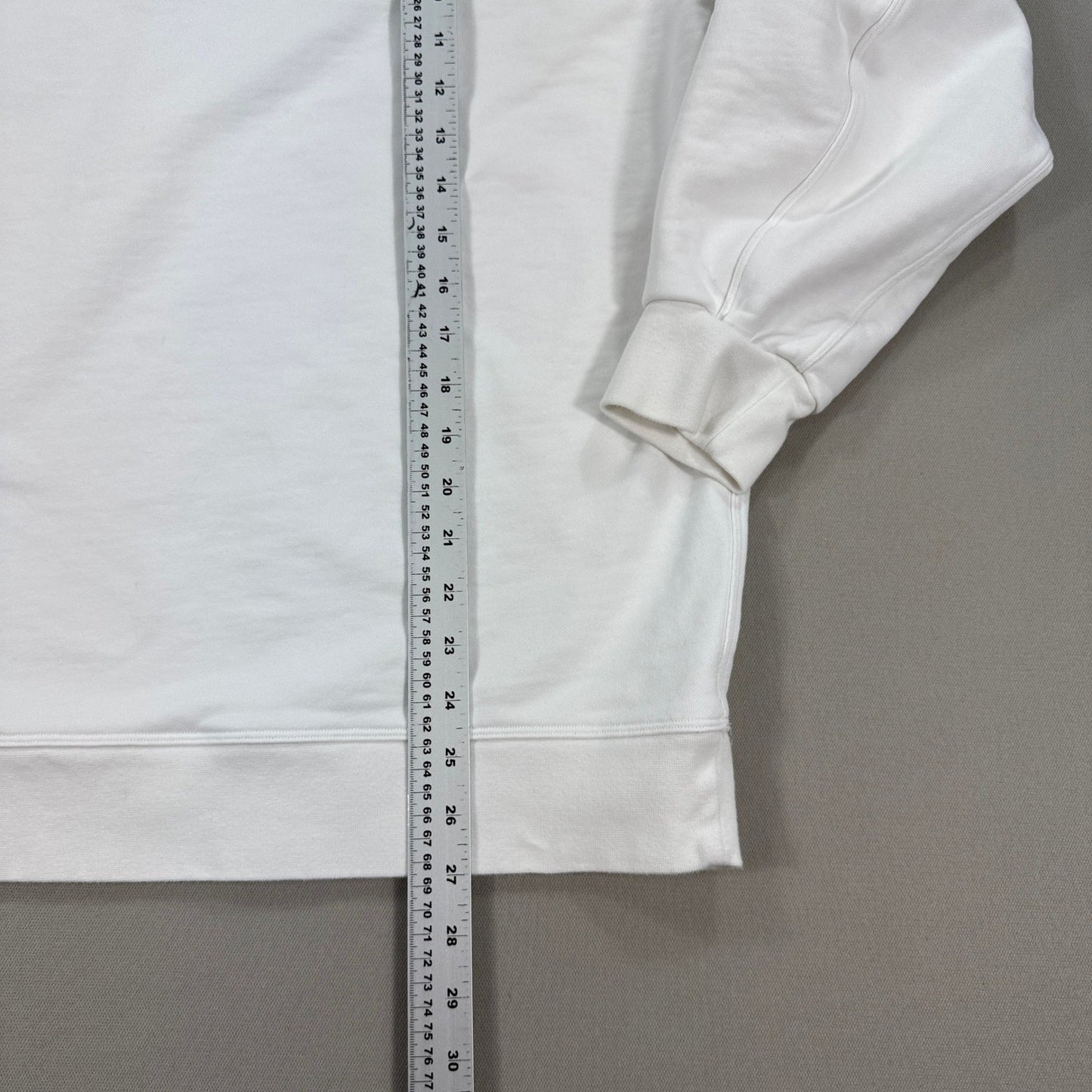 Lululemon All Yours Sweater Womens Size 12 White Fleece Long Sleeve Crewneck