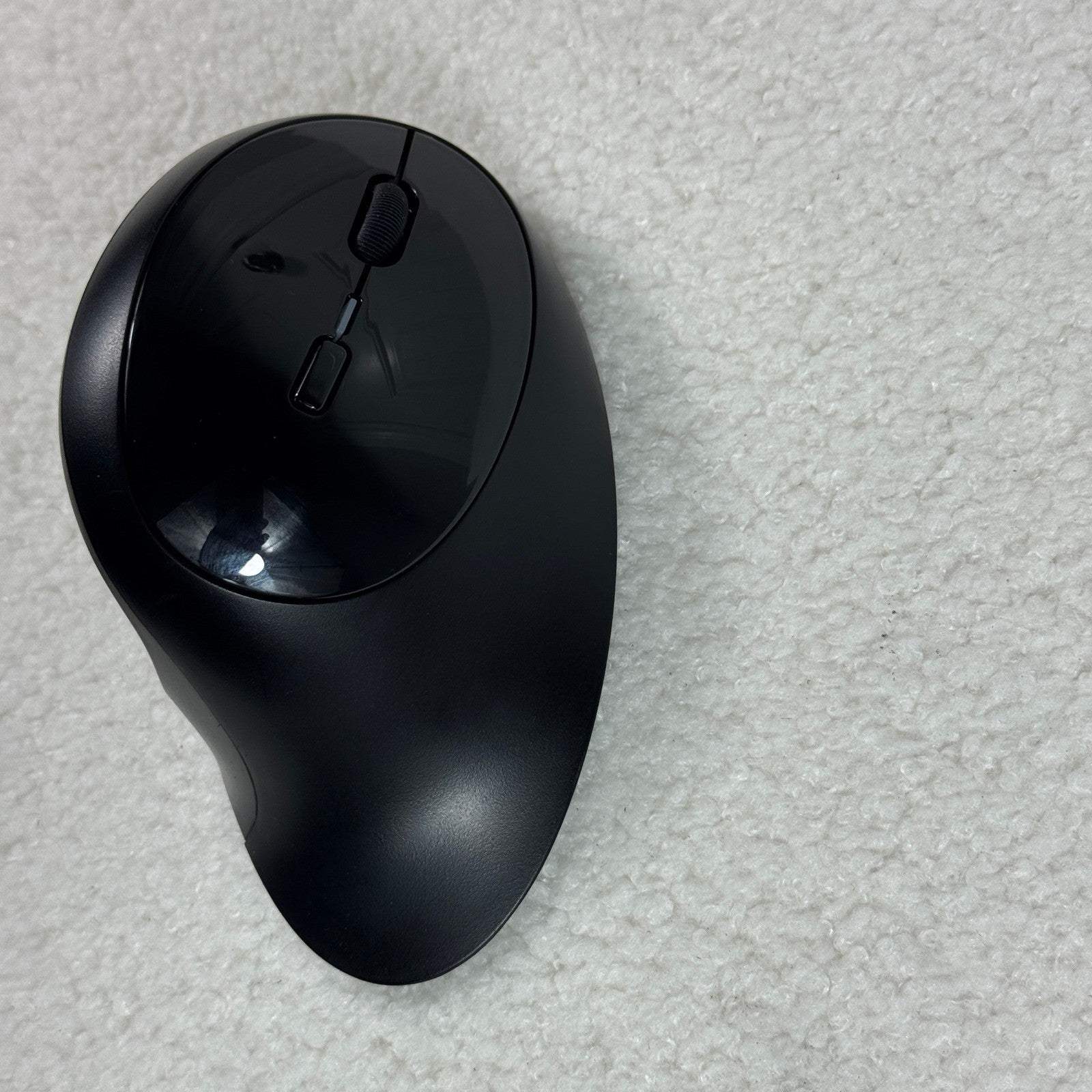 Kensington Pro Fit Ergo Vertical Wireless Mouse with USB Receiver Black