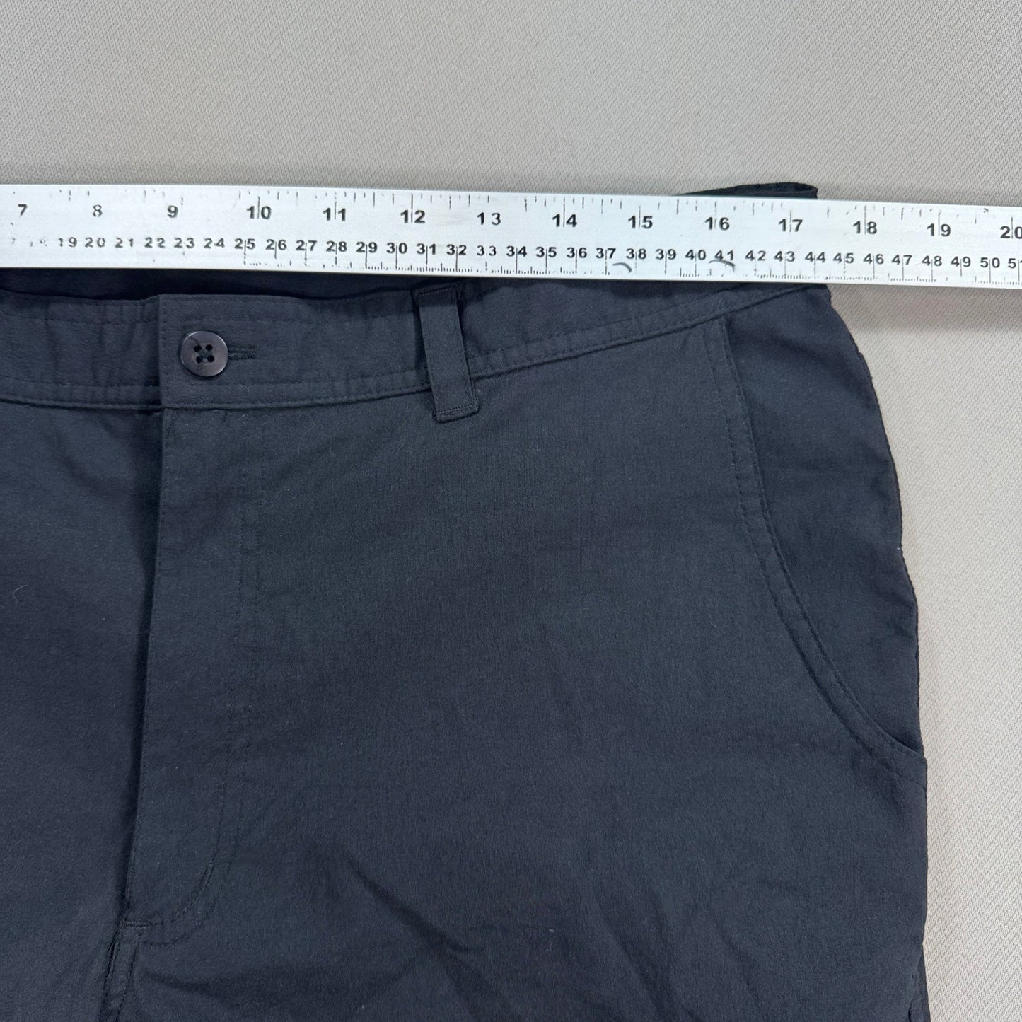 Mountain Equipment Co-op Hiking Pants Mens Size 36 Black Straight Leg Canada MEC