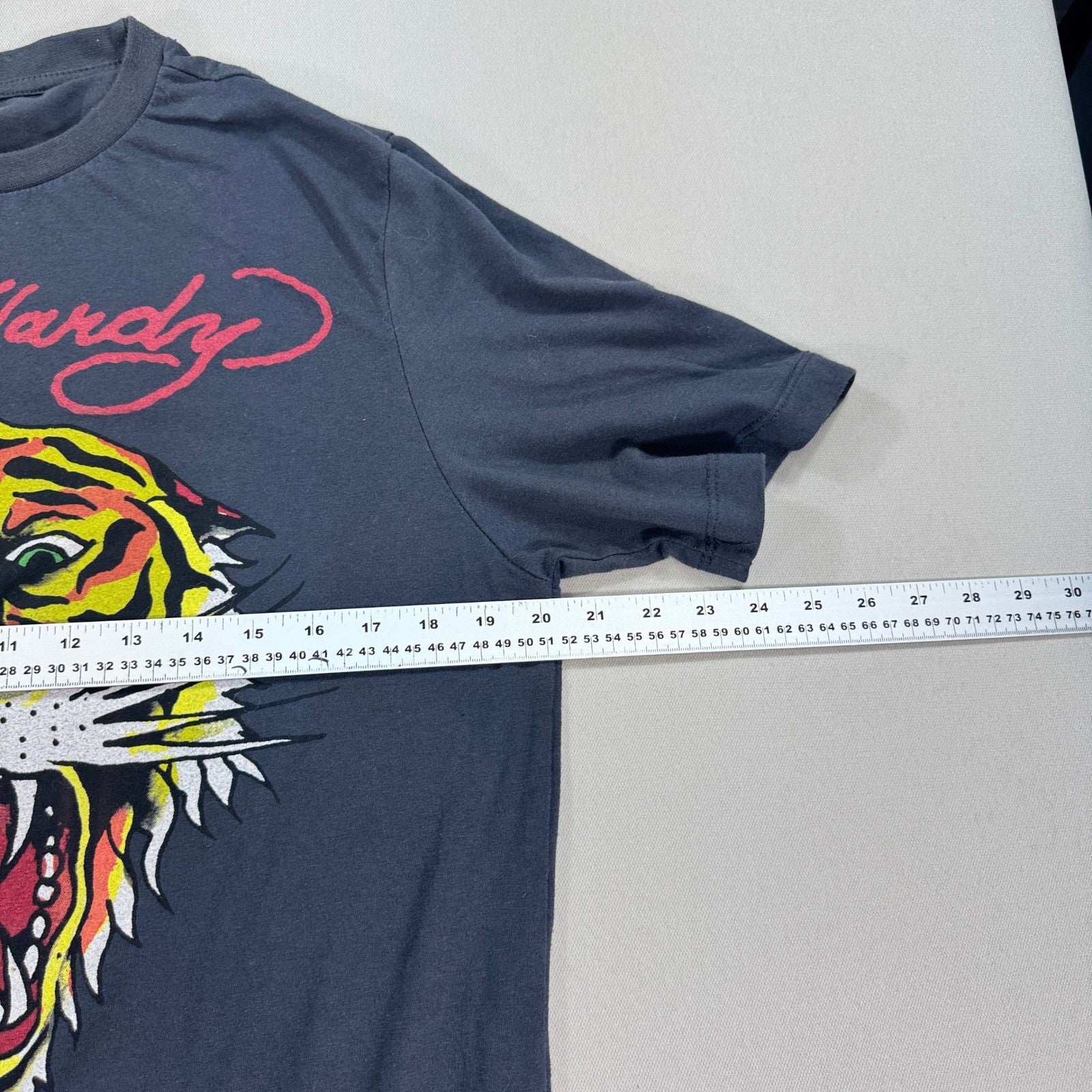 Ed Hardy Graphic T-Shirt Tiger Print Mens L/XL Black Streetwear Y2K Grunge