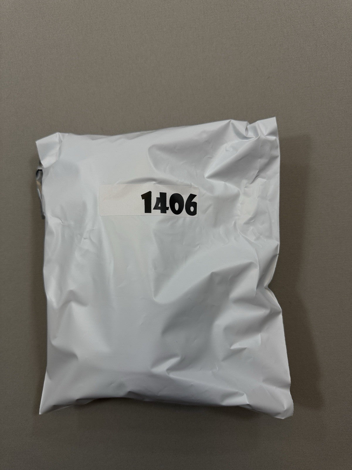 Nike Dri-Fit Track Pants mens Large Black Joggers Zipped Ankles Swoosh Tapered