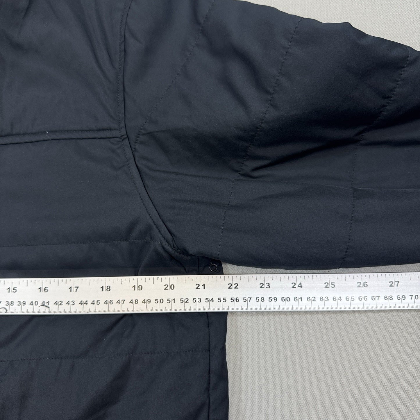 Nike SB Jacket Mens Medium Black Coat Holgate Winterized Snap Button 938428-010