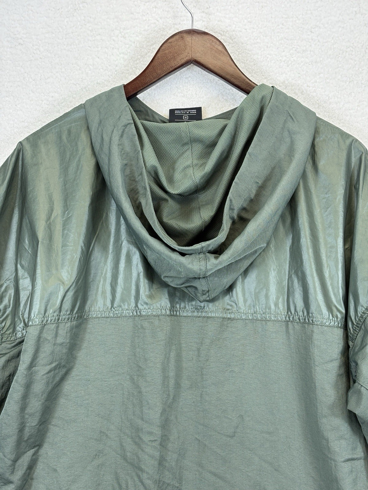 Nike Windbreaker Womens XL Green Track Jacket Hooded Full Zip Sportswear