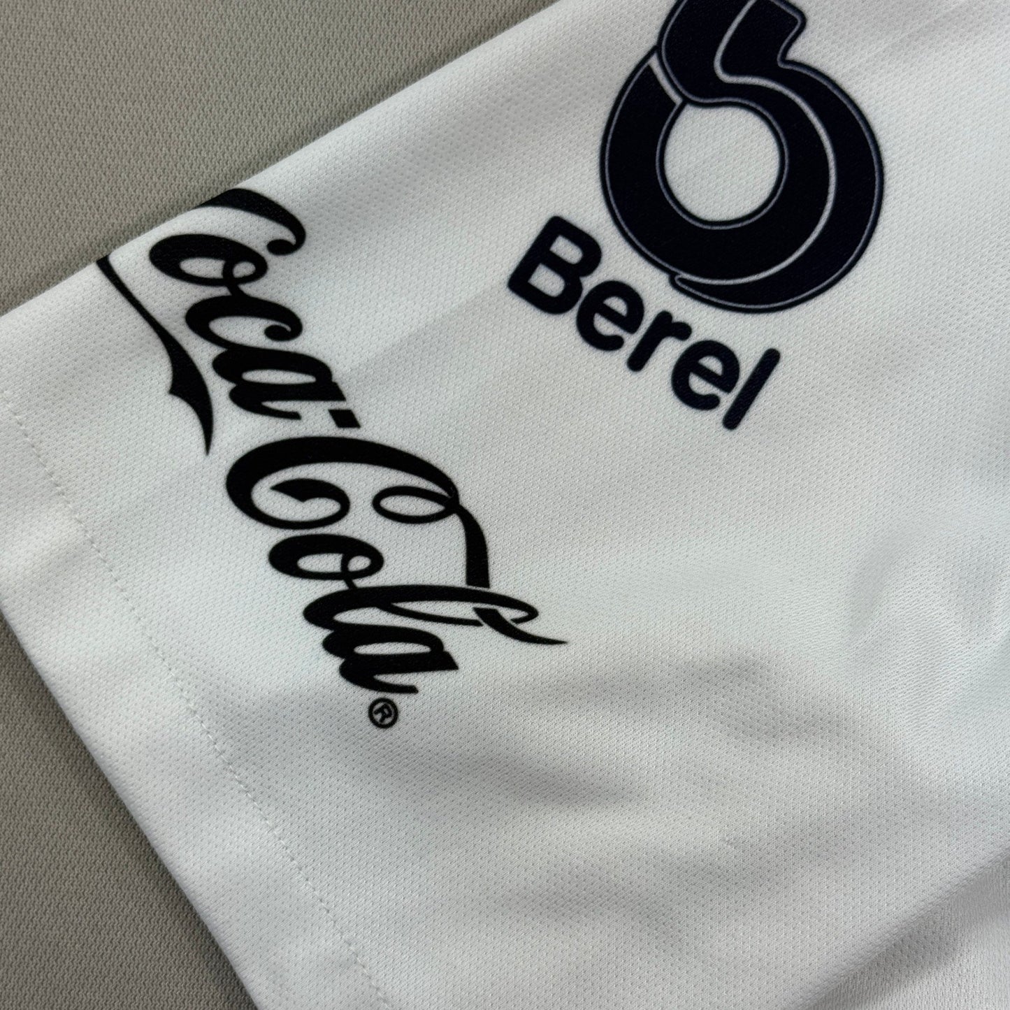 Nike Pumas UNAM Jersey #8 Soccer mens Large White Shirt Authentic