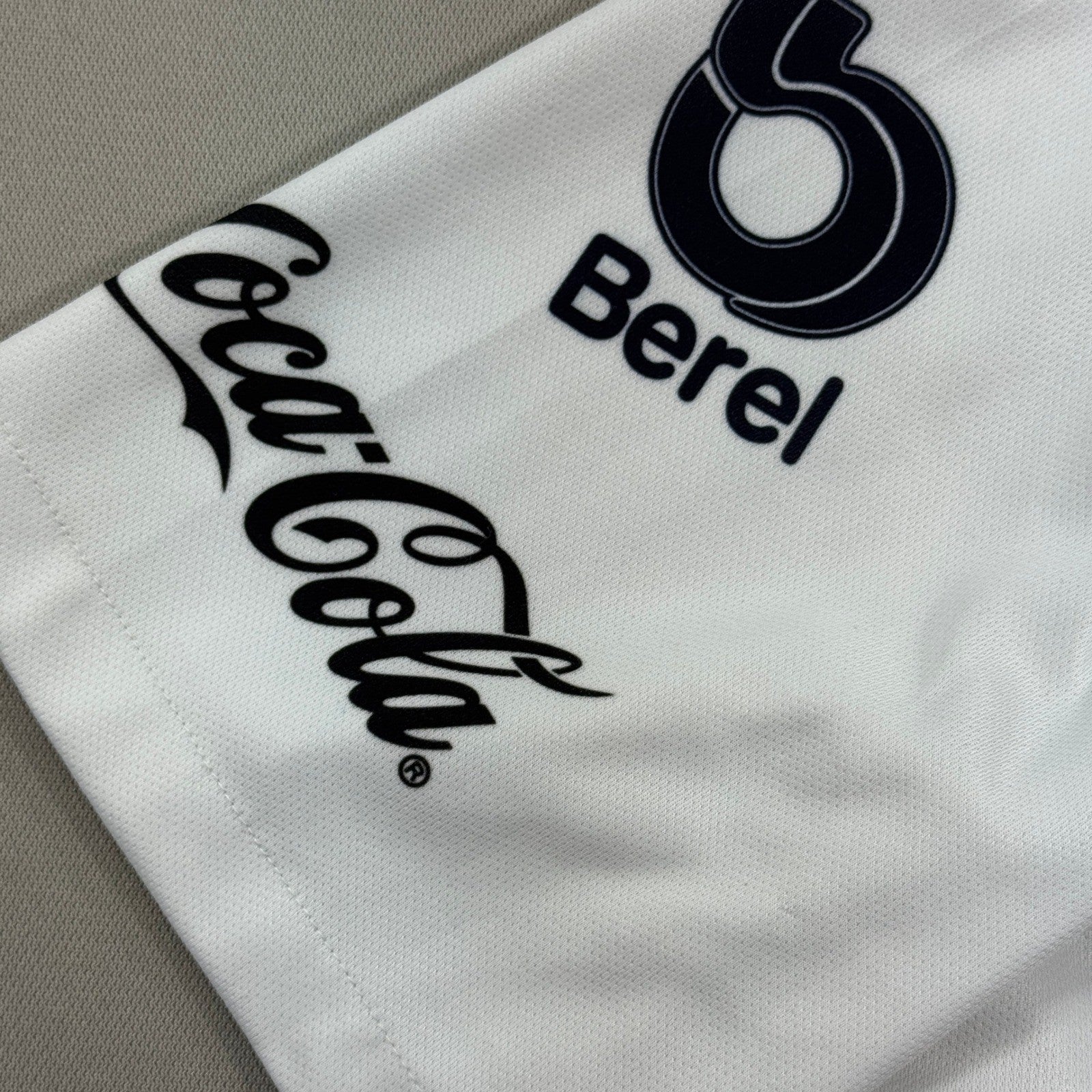 Nike Pumas UNAM Jersey #8 Soccer mens Large White Shirt Authentic