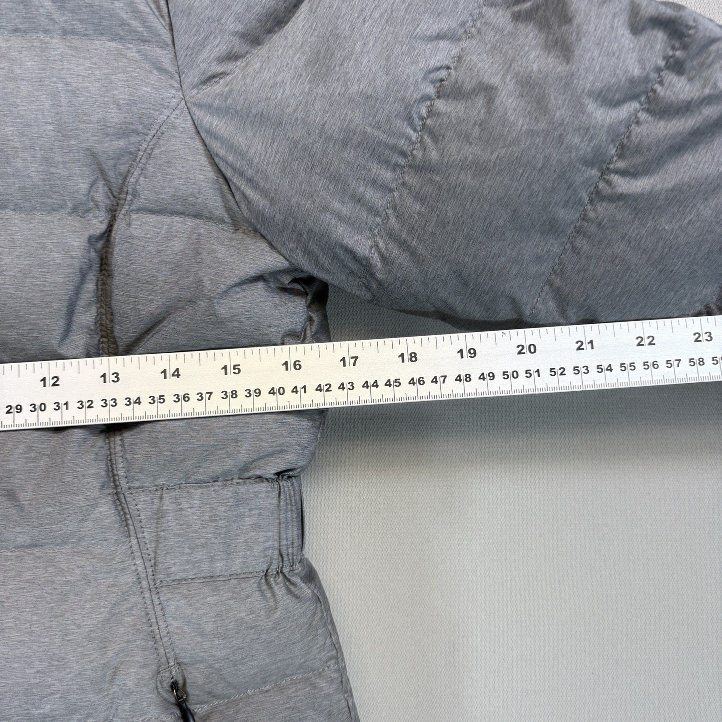 The North Face Womens Small Gray Down Puffer Jacket Hooded Zip-Up Insulated Coat