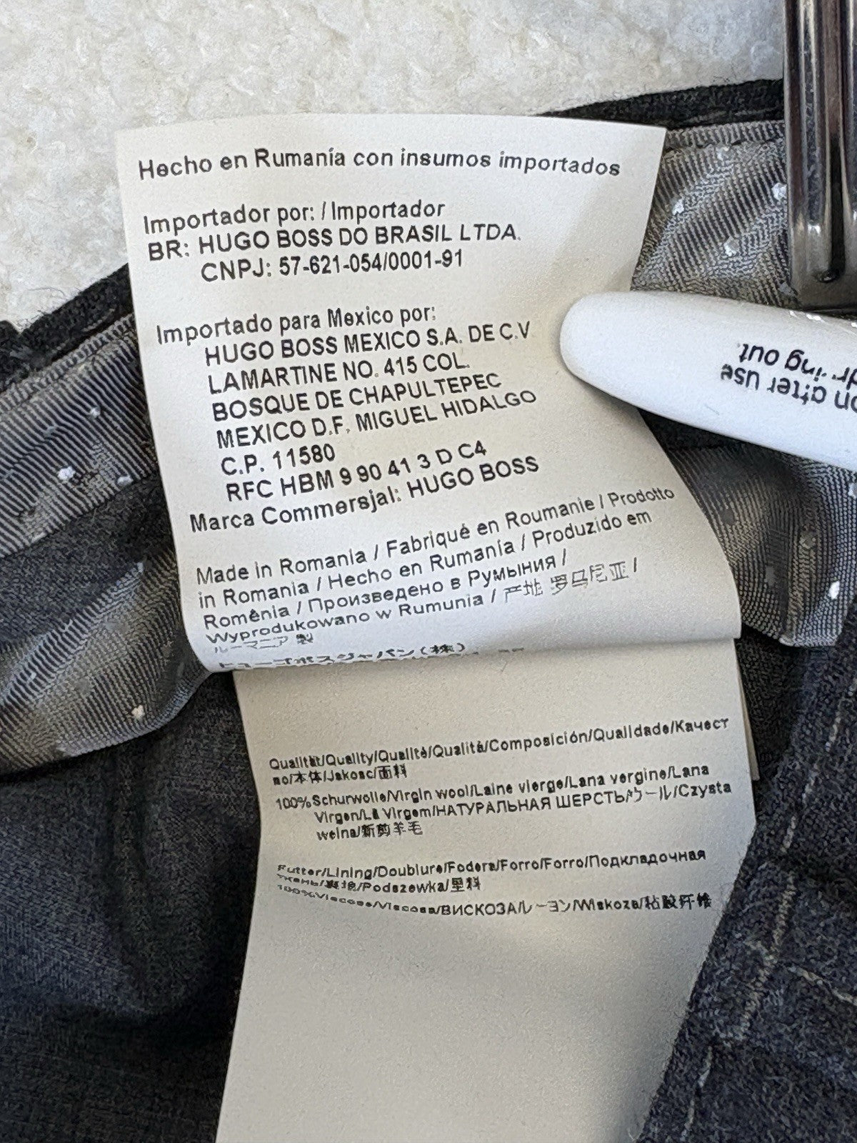 Hugo Boss Straight Fit Pleated Gray Golf Pants Athleisure Chino Mens Size 38x32