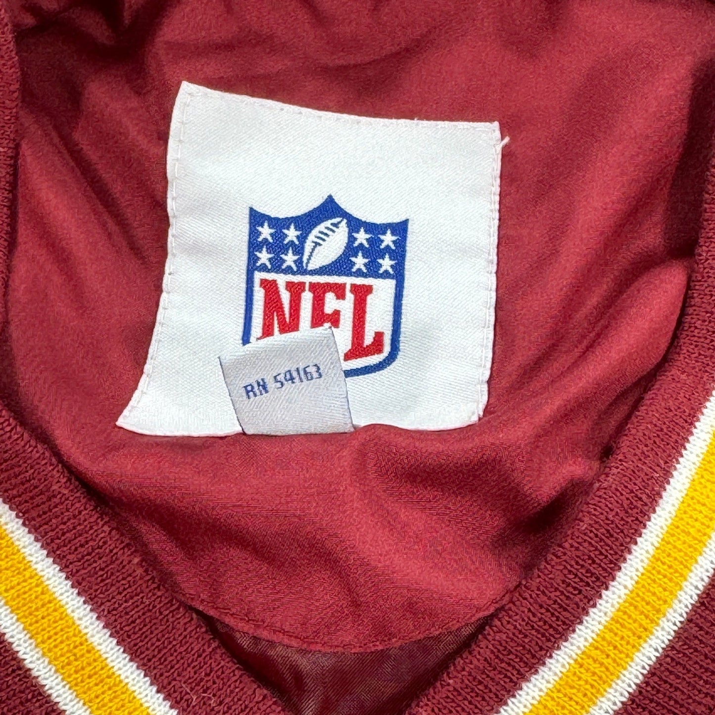 Vintage NFL Washington Redskins Jacket Mens Medium Outline Spellout Pullover