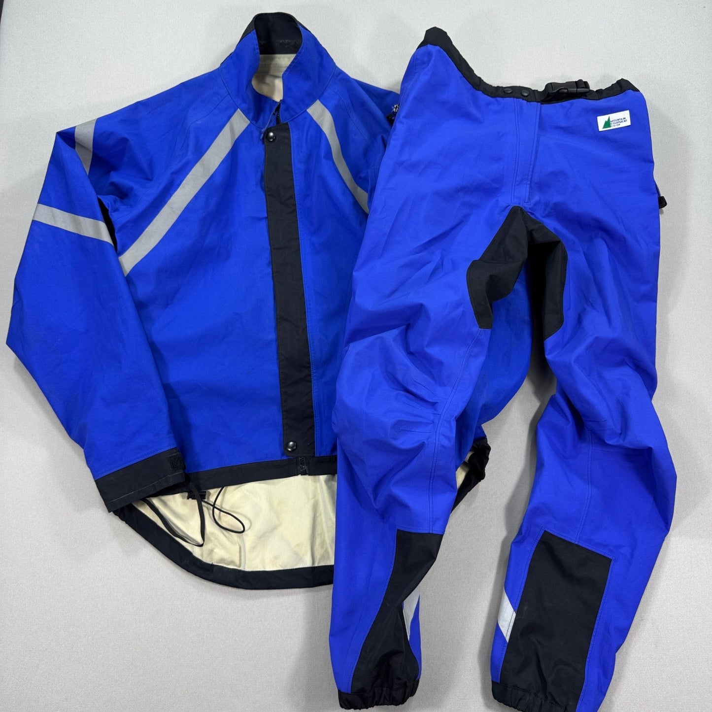 Vintage 90s Mountain Equipment CO-OP Bike Jacket & Pants Suit Gore-Tex Mens M